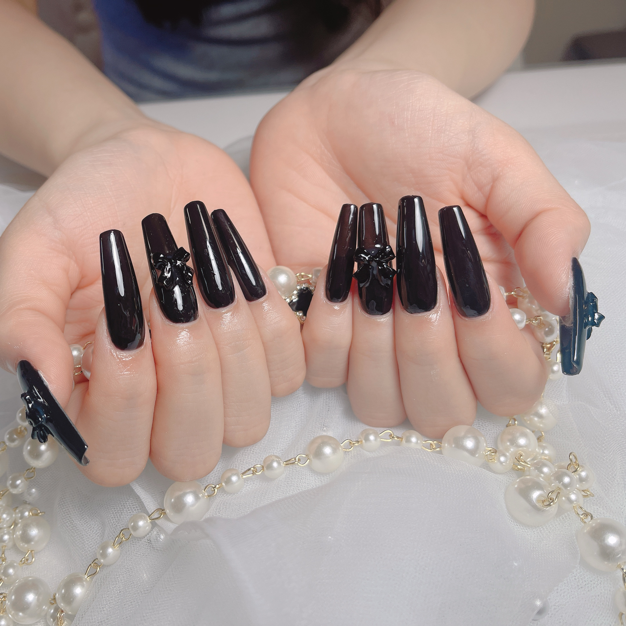 Huyn_Nail_