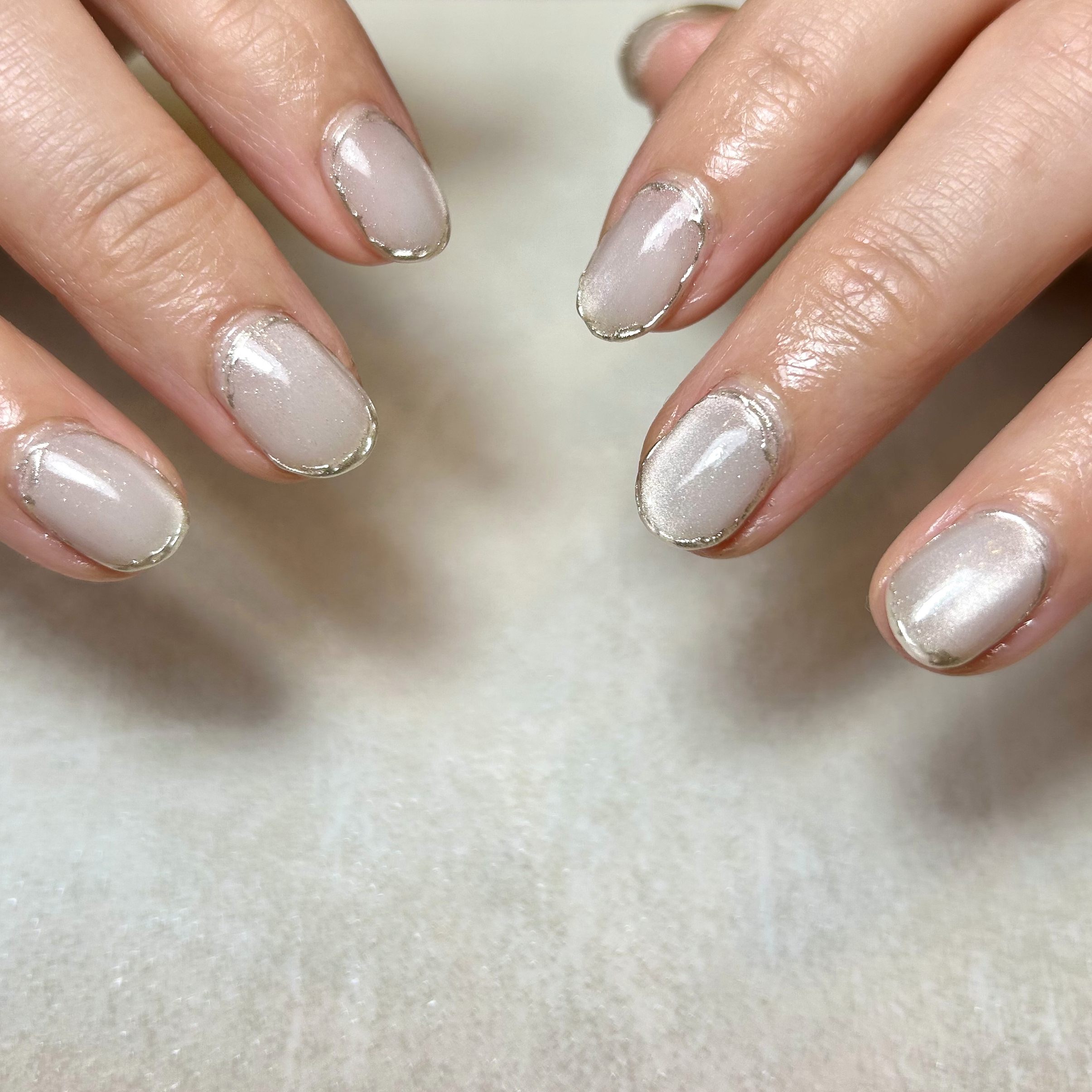 and..R_nails