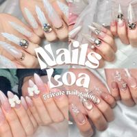 Nails_Loa