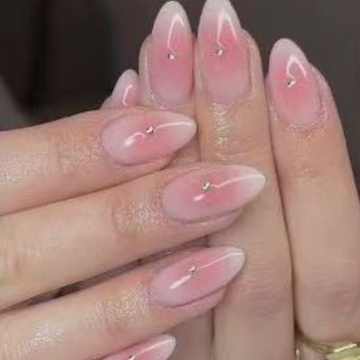 🎊新人スタッフ🎊かわいいチークネイル