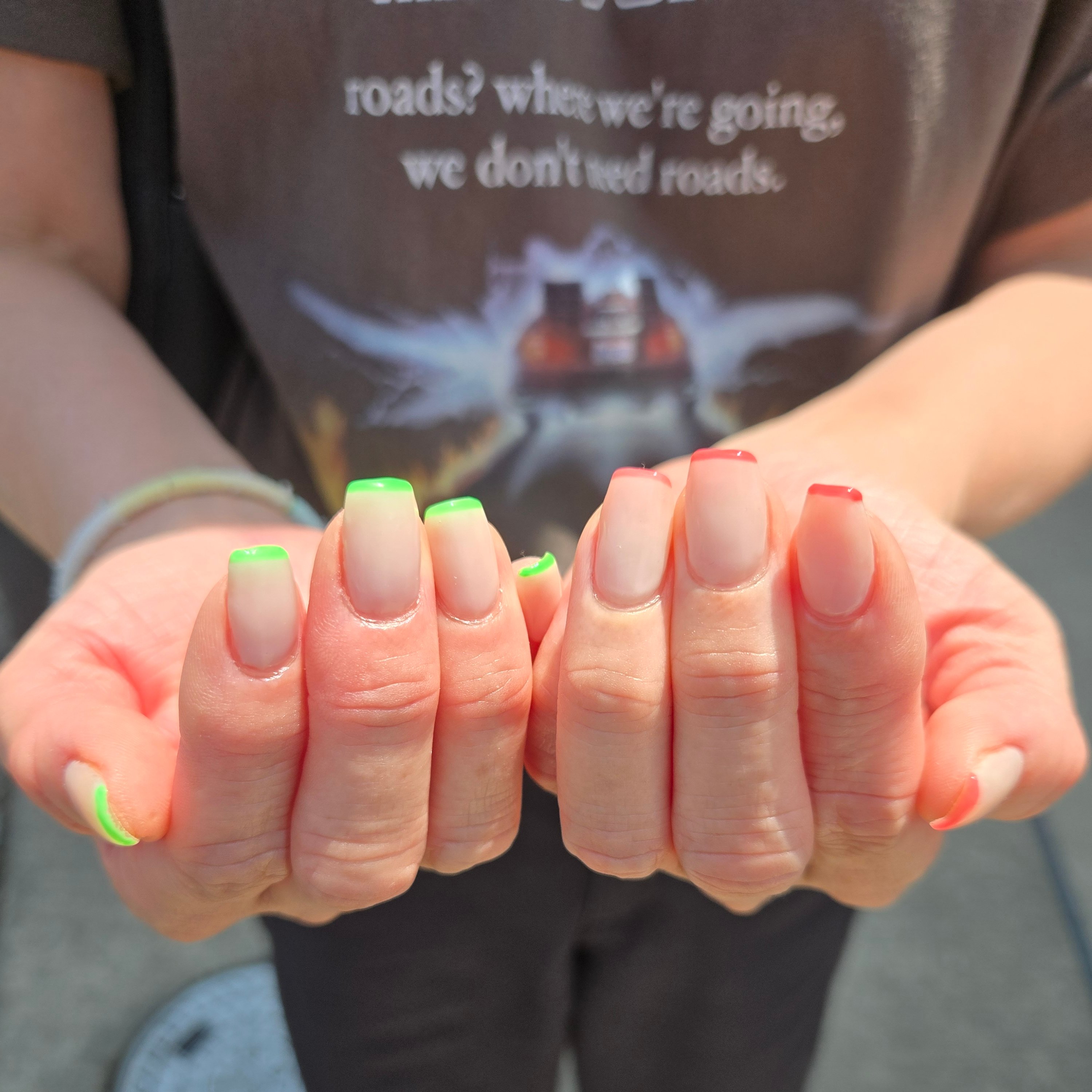 emust.nail