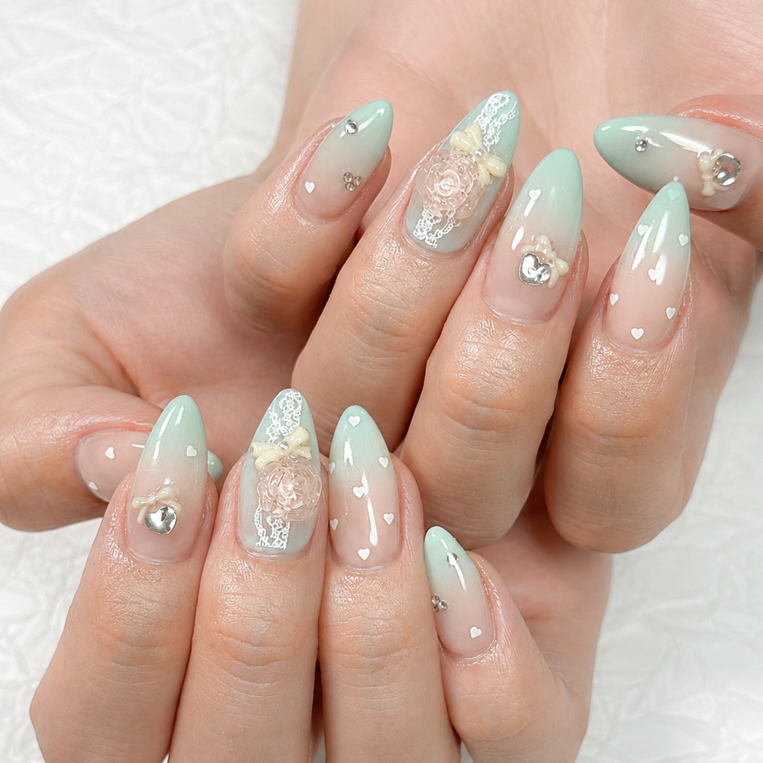 mory_y_nail