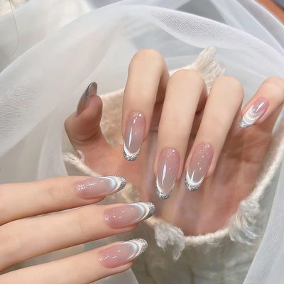 チークマグネットフレンチネイル💅7500->6500😍🎀