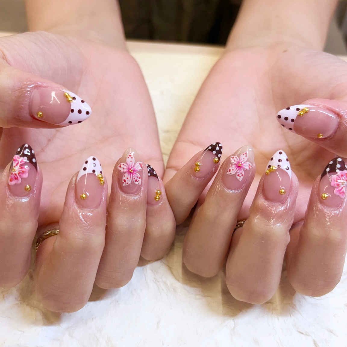 nail_y22