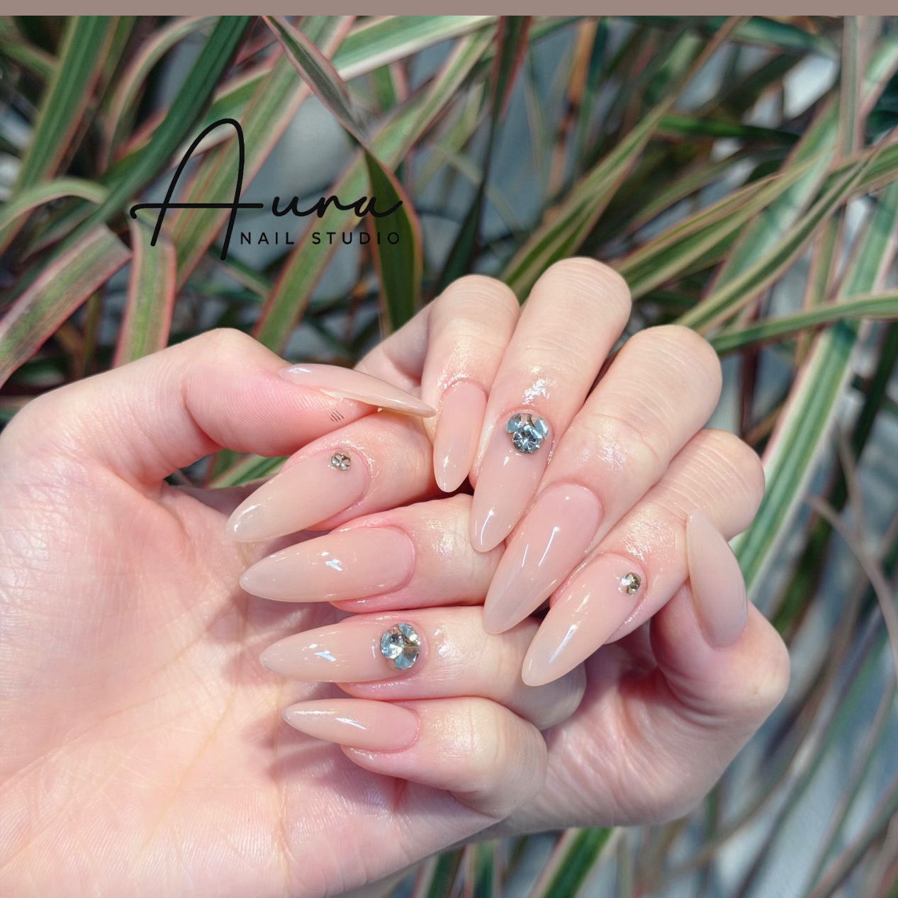 Aura_Nail_Salon
