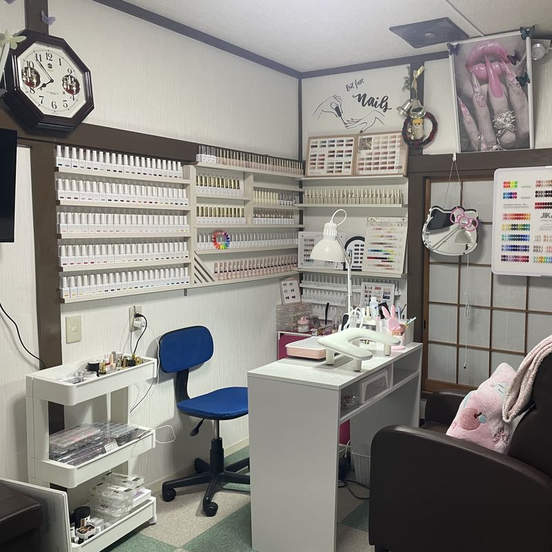 MoonHi Nail Salon