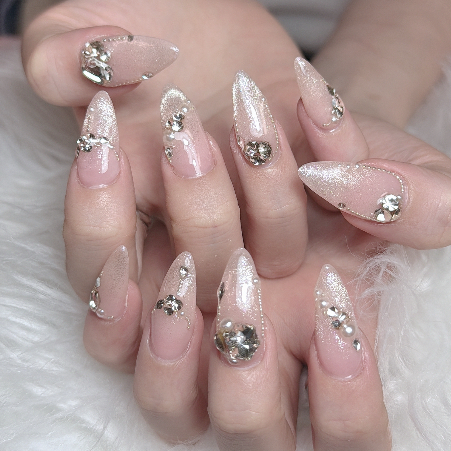 Vp1hue_nail