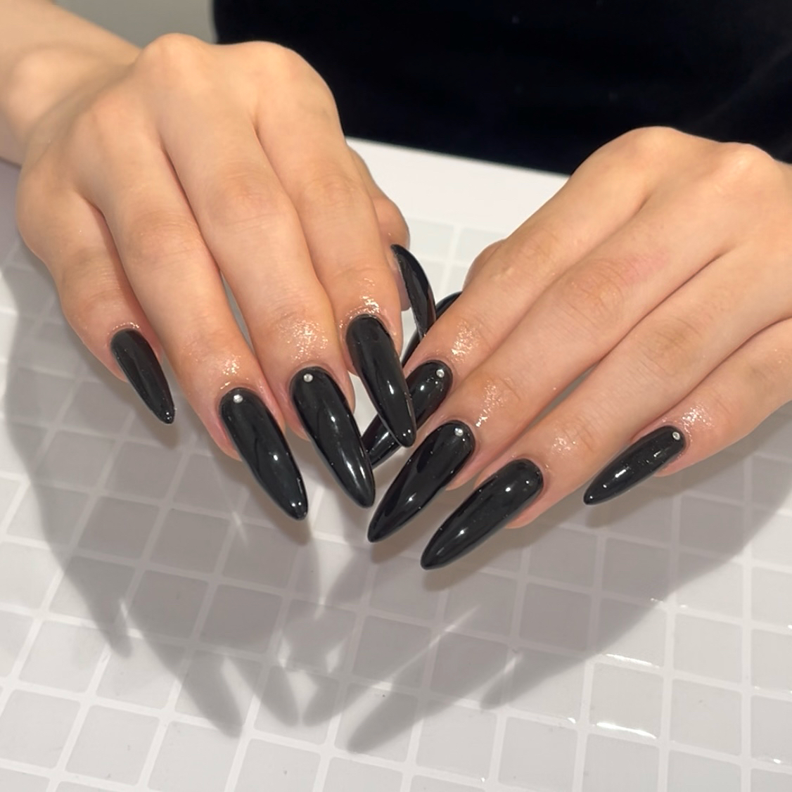 nail_8llna