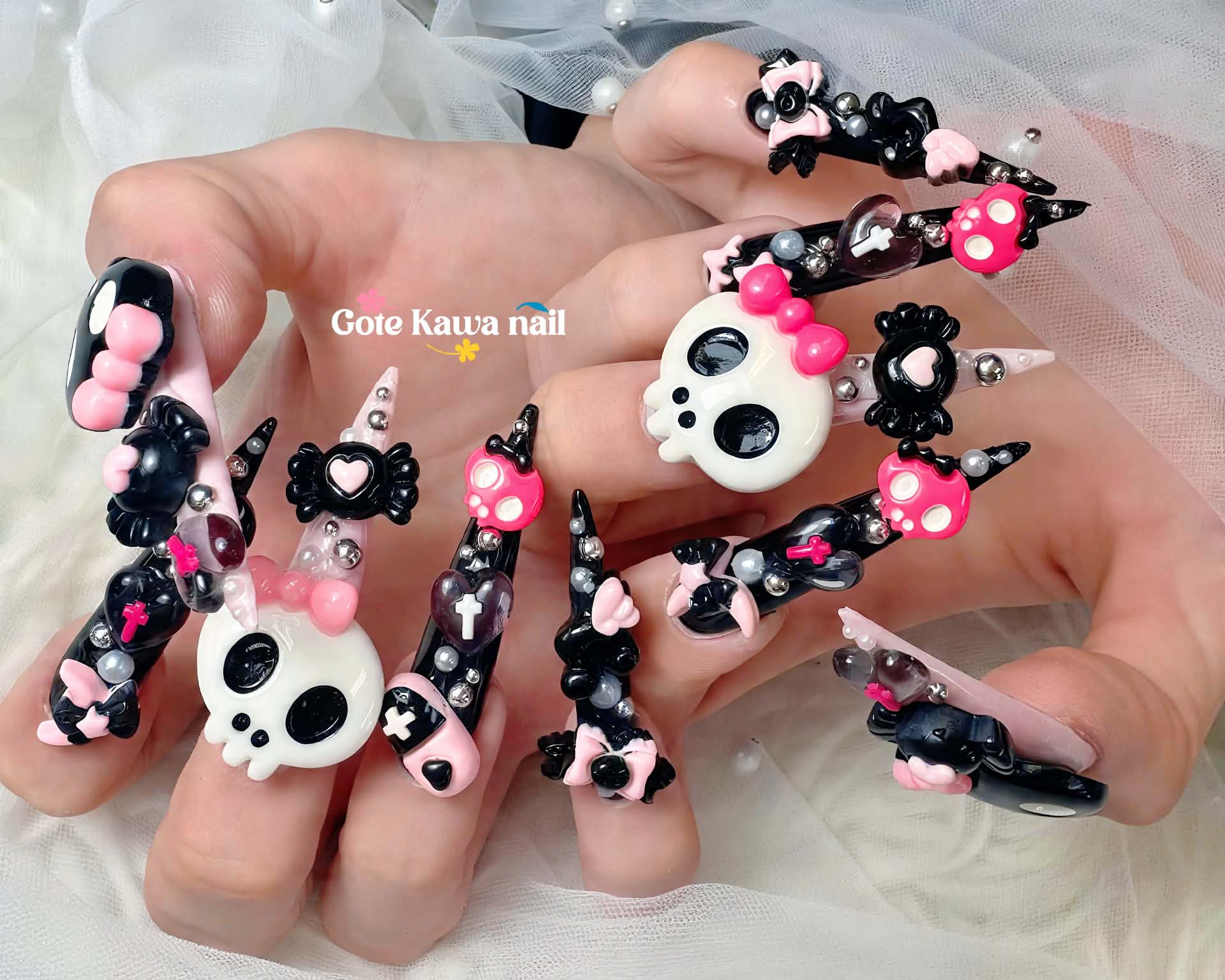 GOTE_KAWA_YUNA