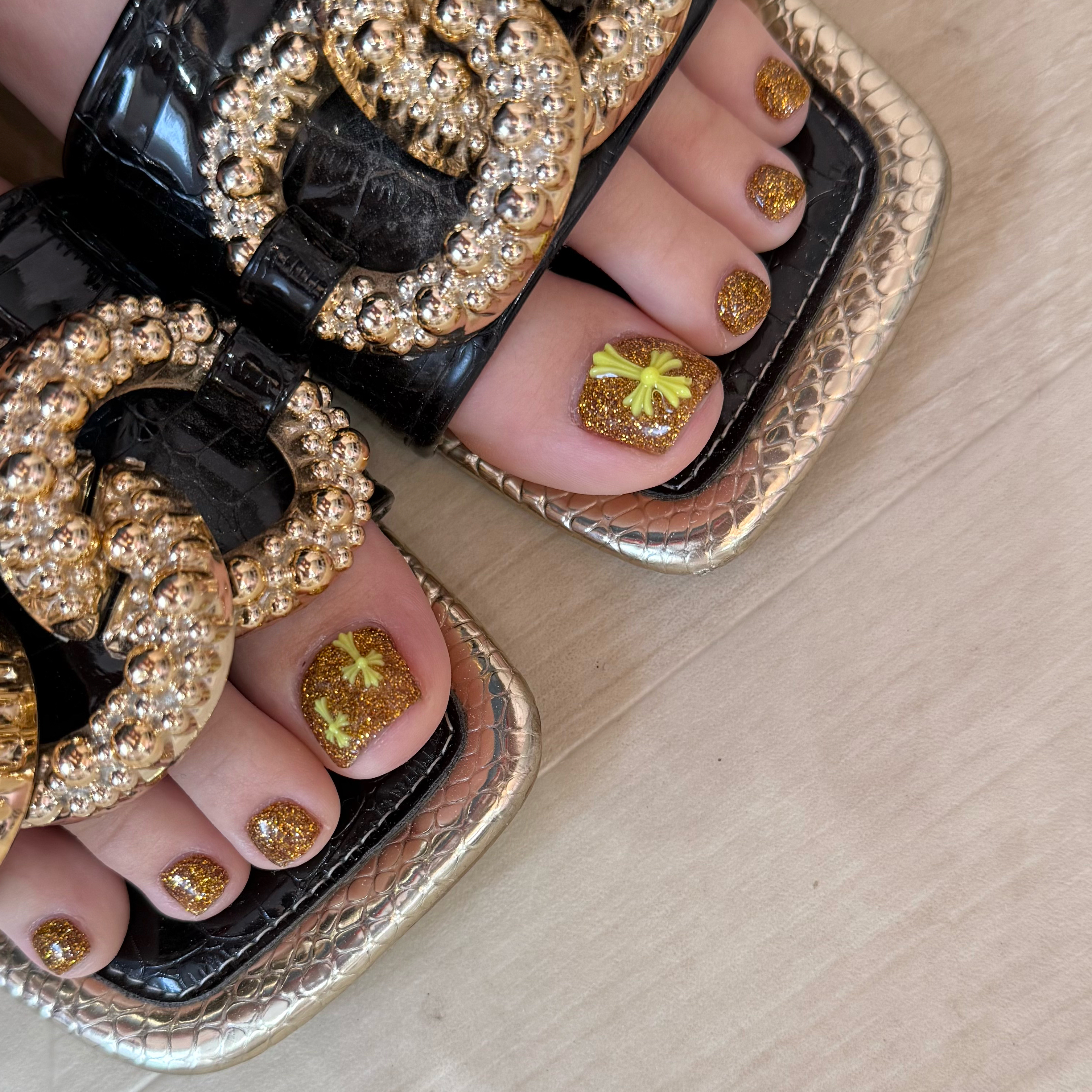 nail_1996