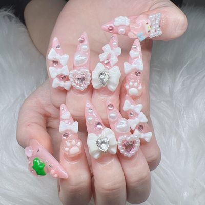 ✅ネイルチップ10本長さ出し＋ワンカラー無制限付け放題💝