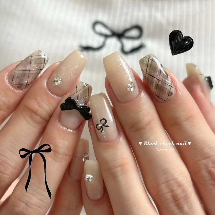 Rose_ana.chuo_nail