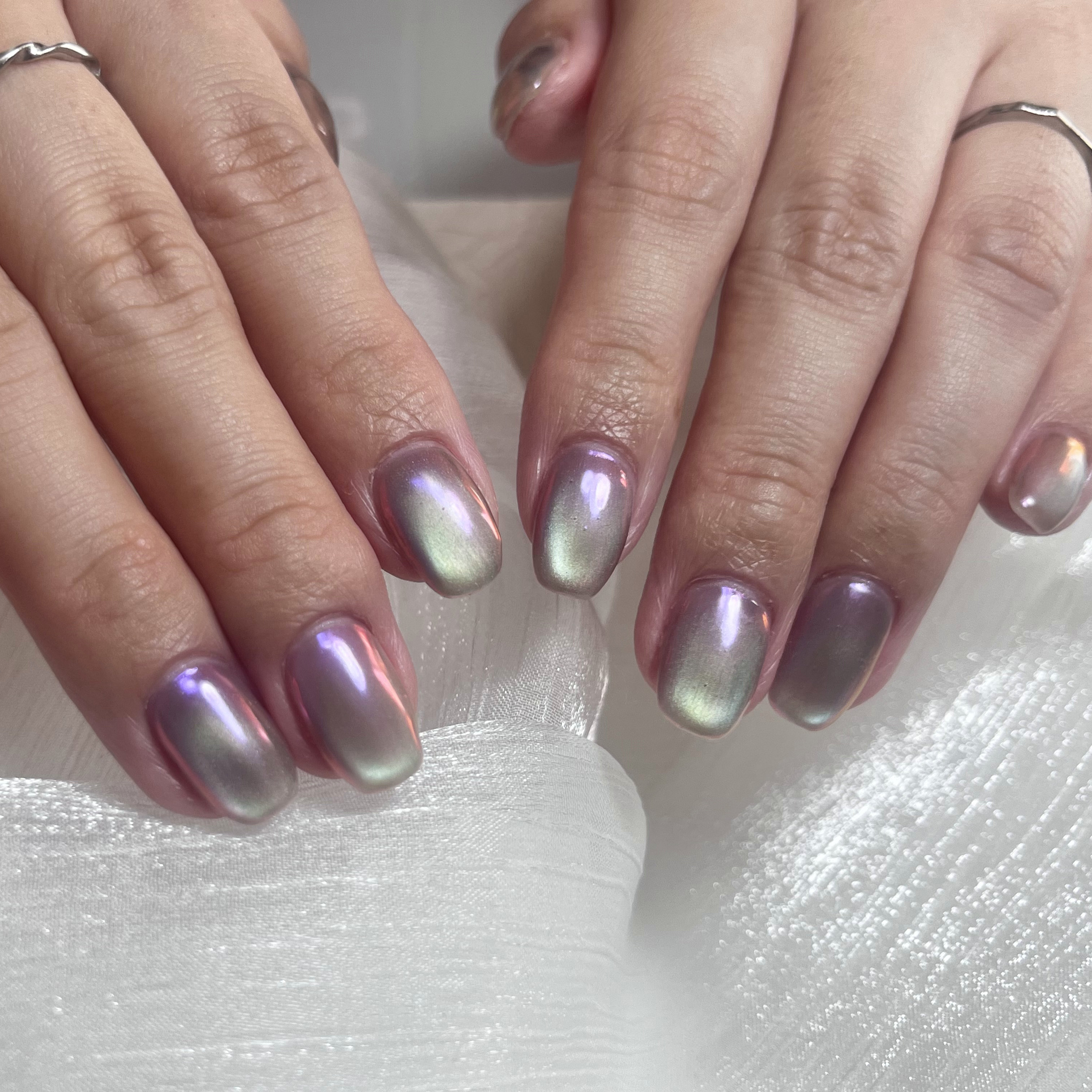 nail.plume