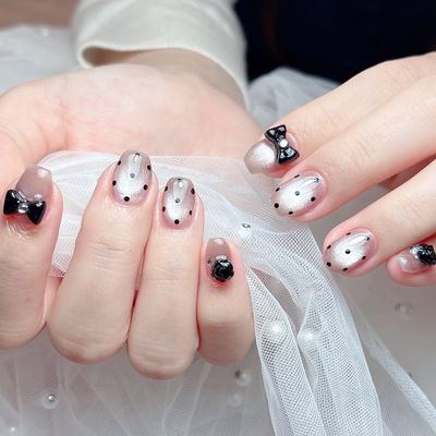 ✨持ち込みデザインアート4本までシンプルデザイン✨パーツ🉑