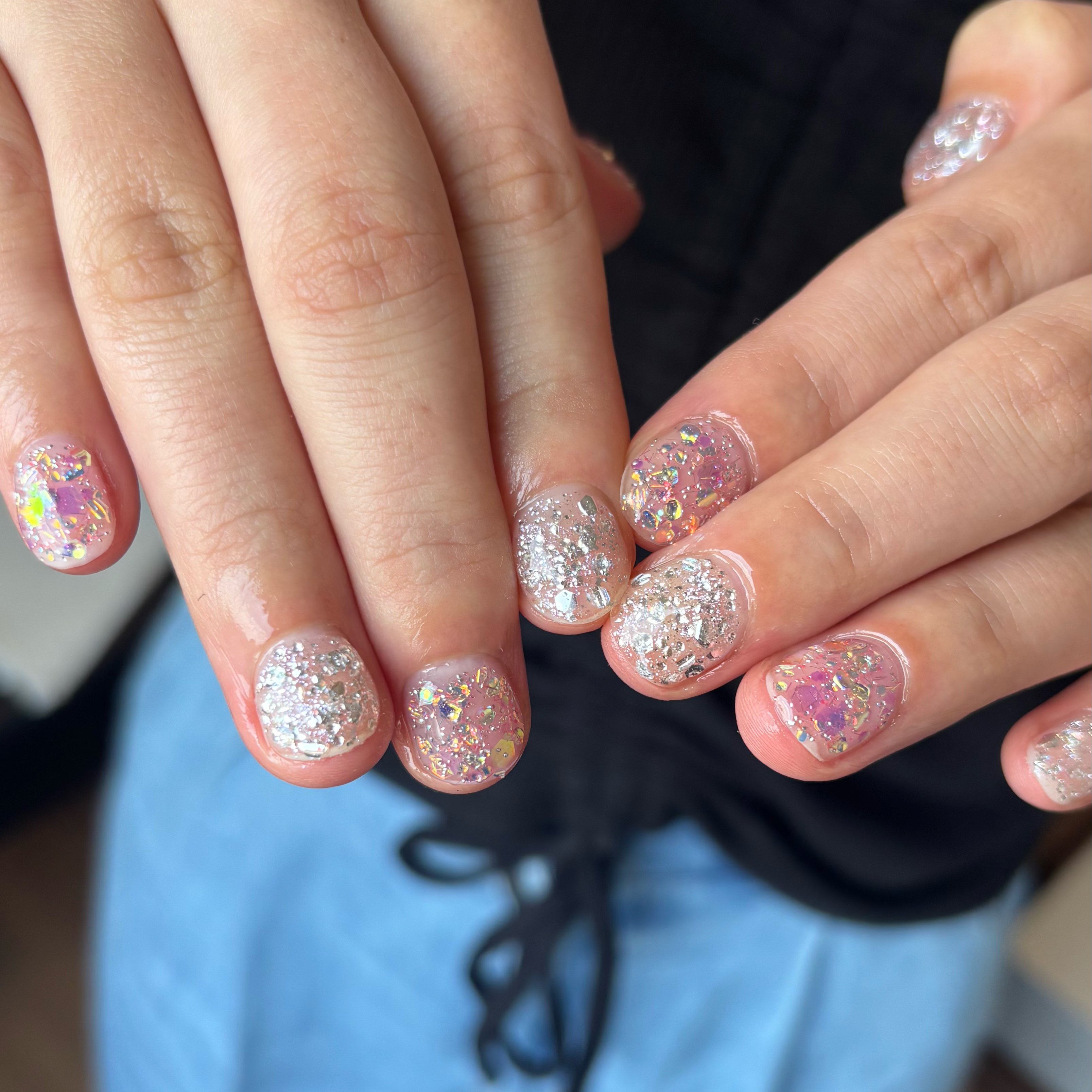ave__nail