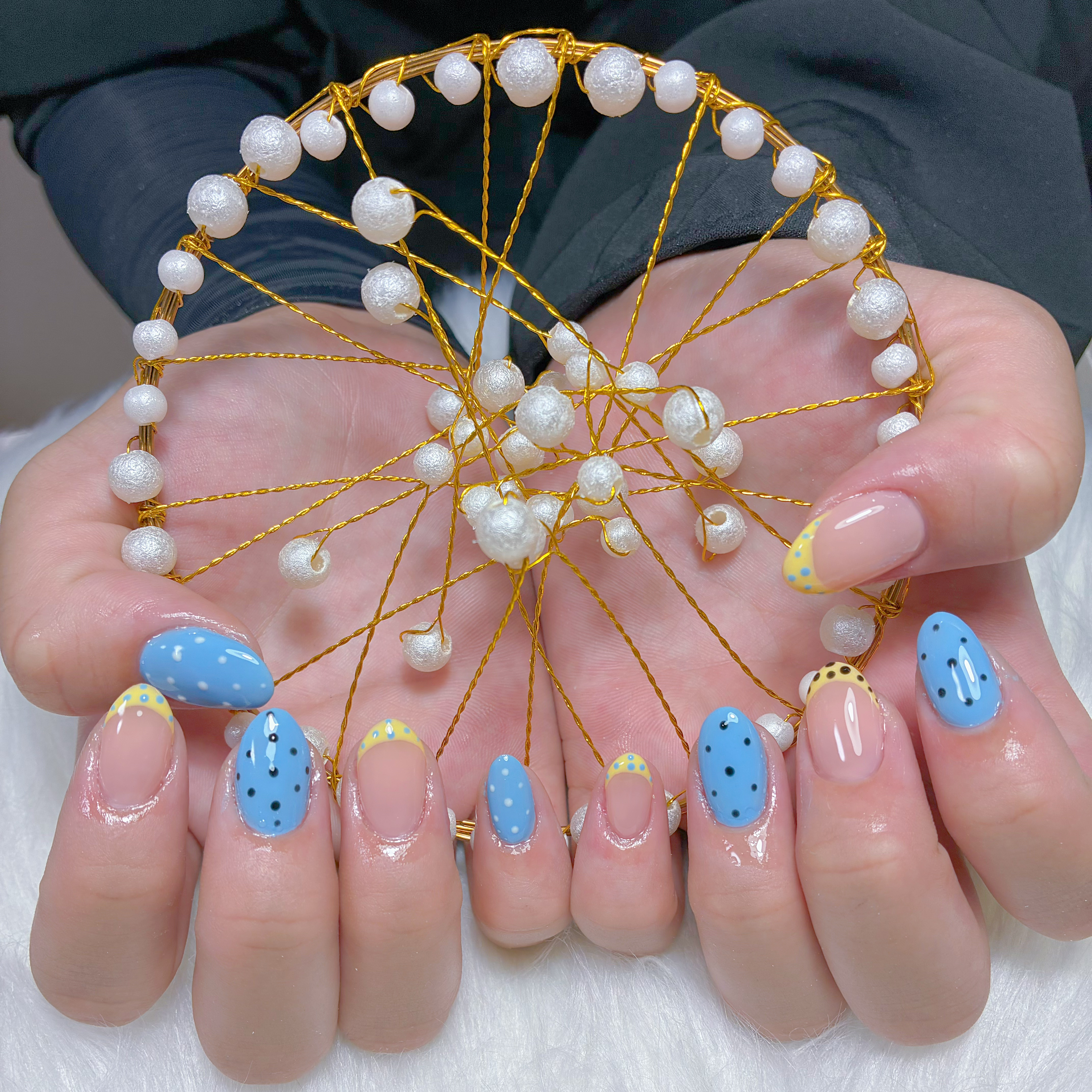 LUCKYNAILstudio