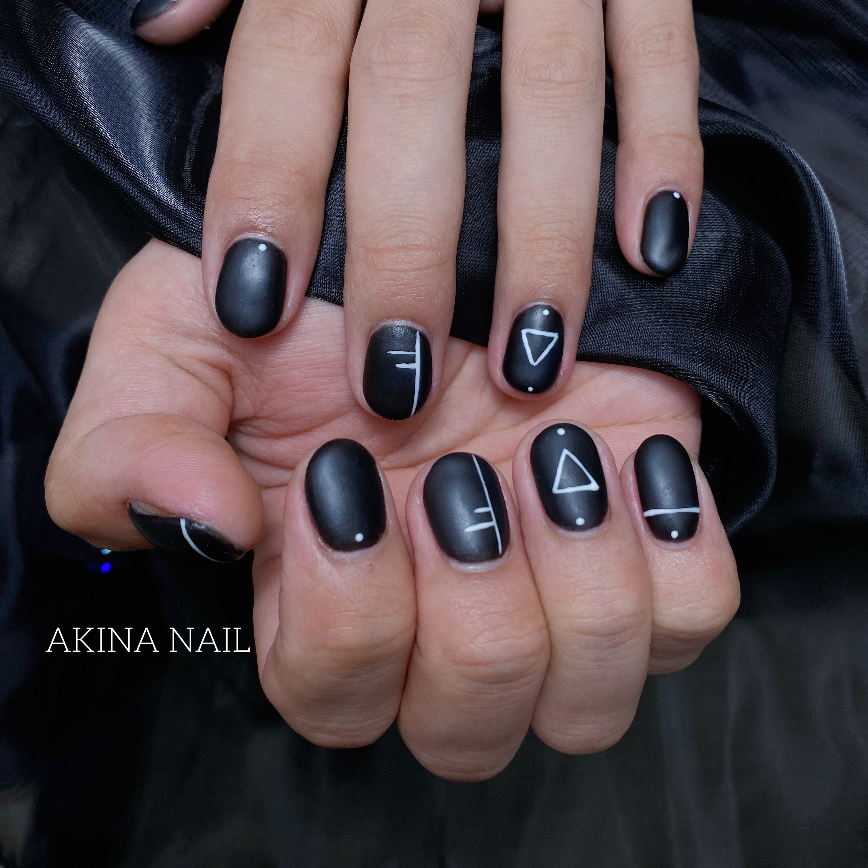 Mirai_Nails