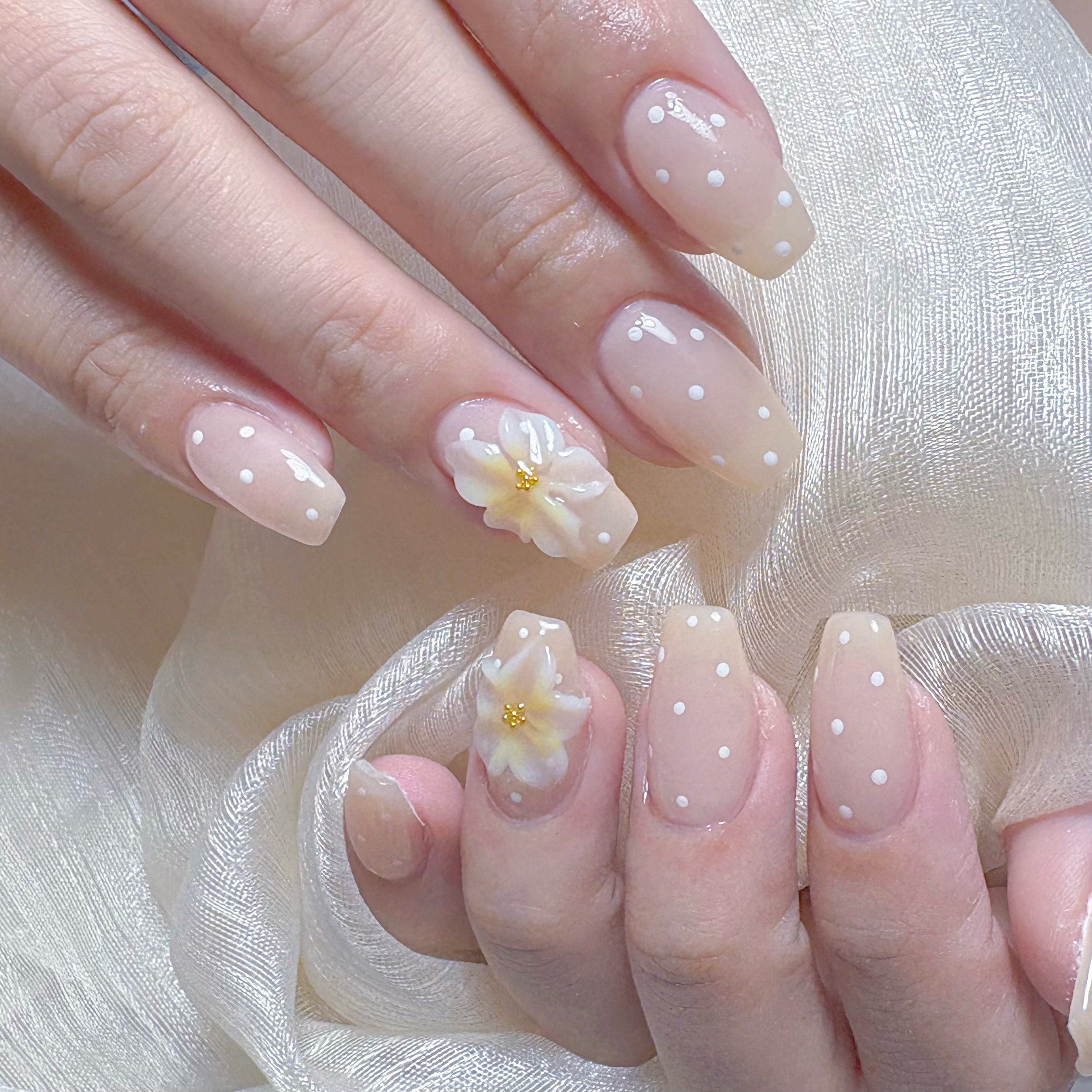 Nail_Jolie.123