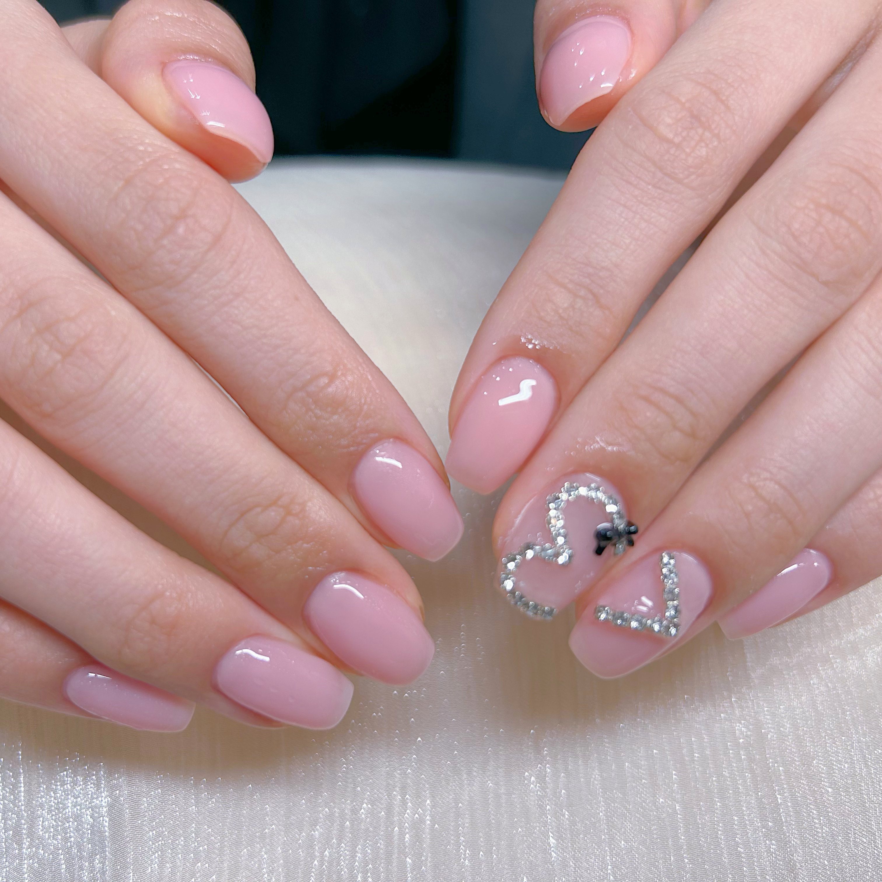 KINNAILSALON