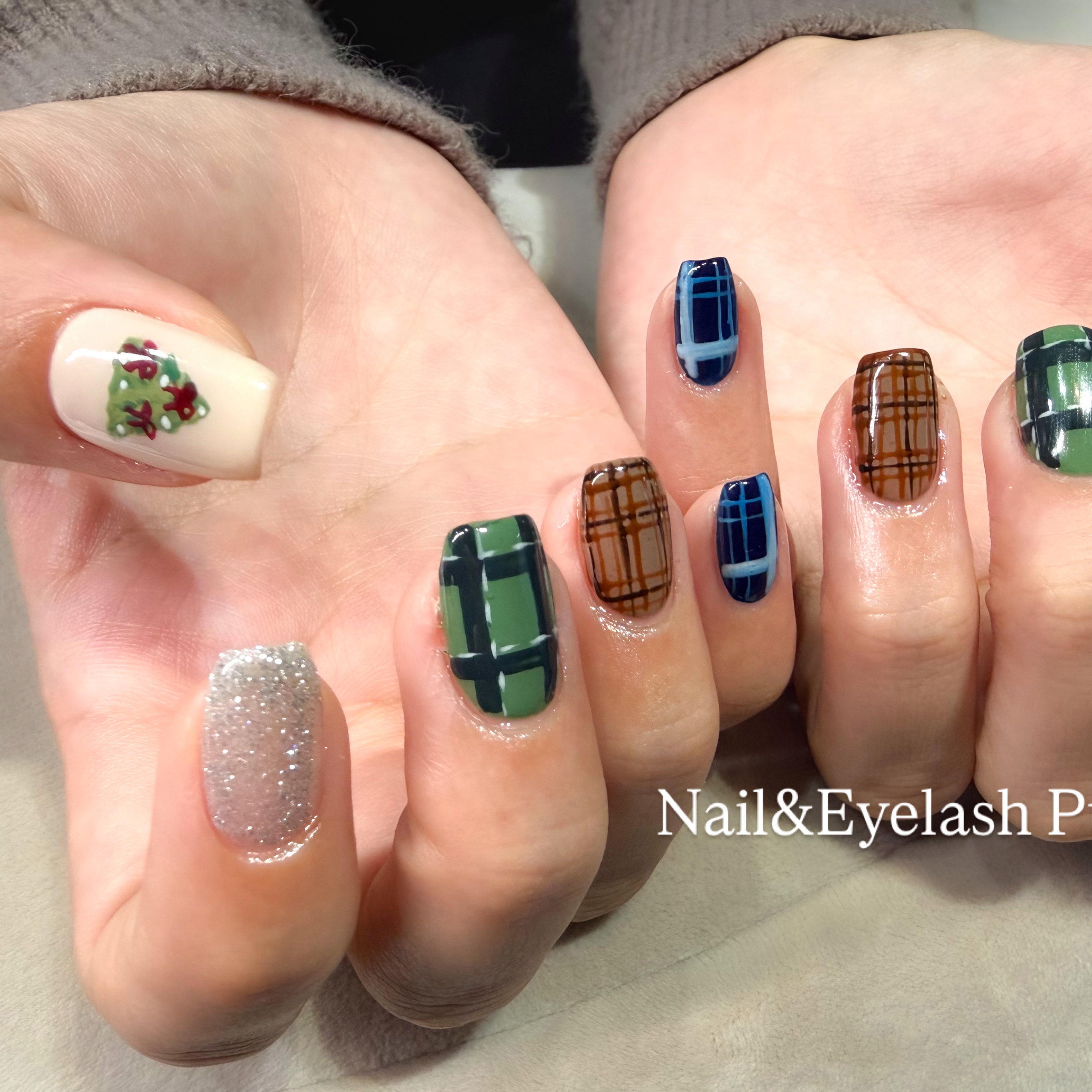 Nail_pua