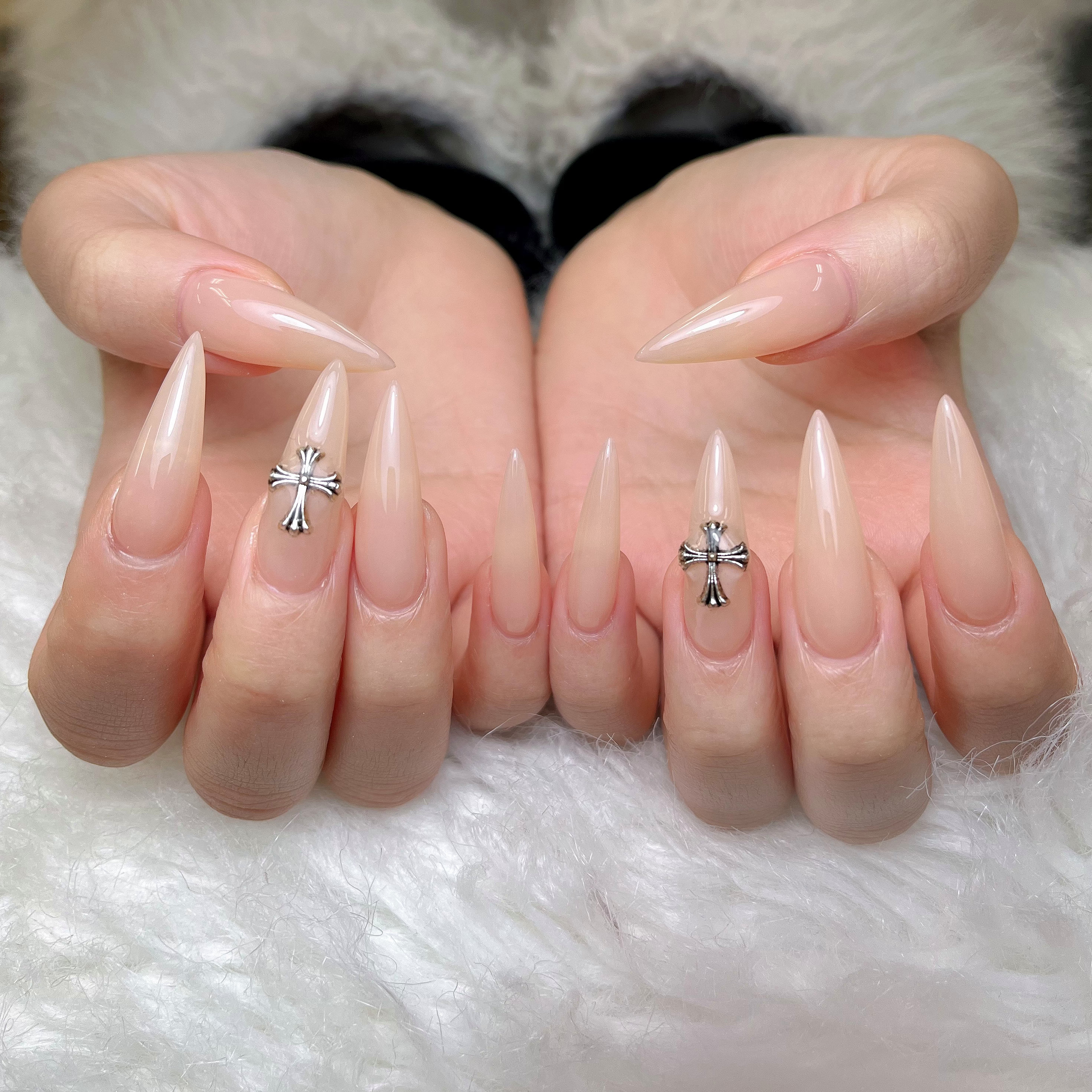 Nie_Nail_Yui