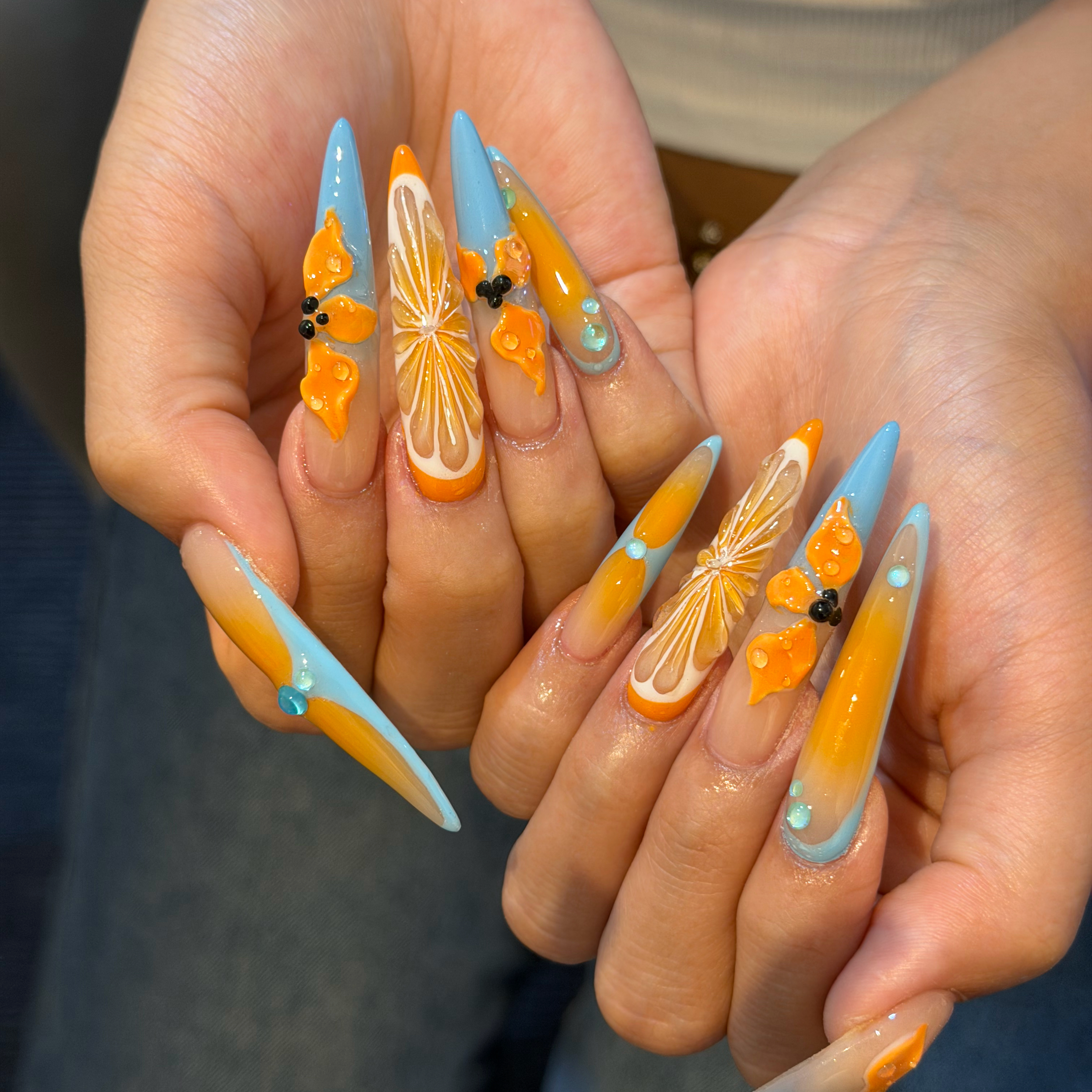 CoMo_Ana_Nail