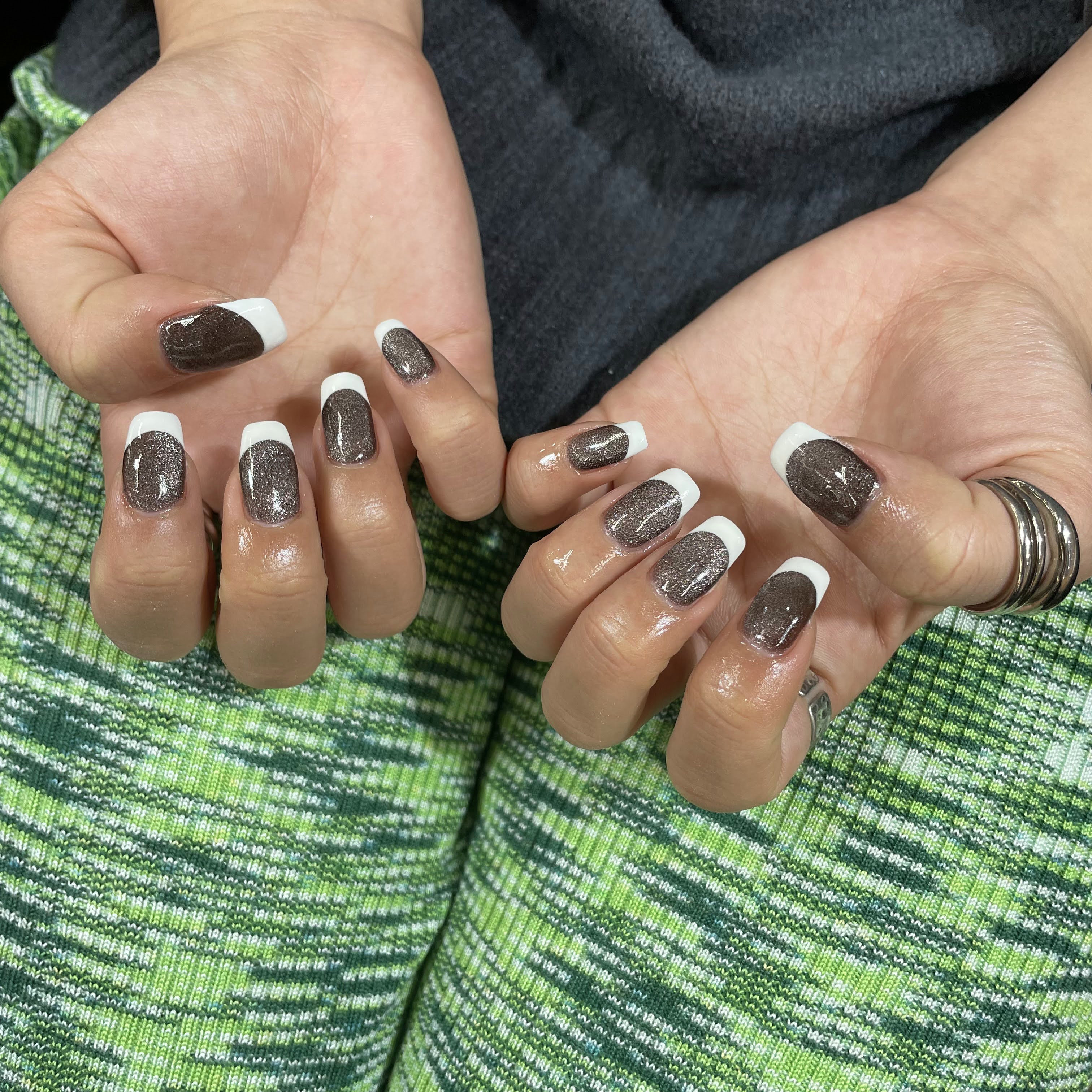 NAIL_akinyan
