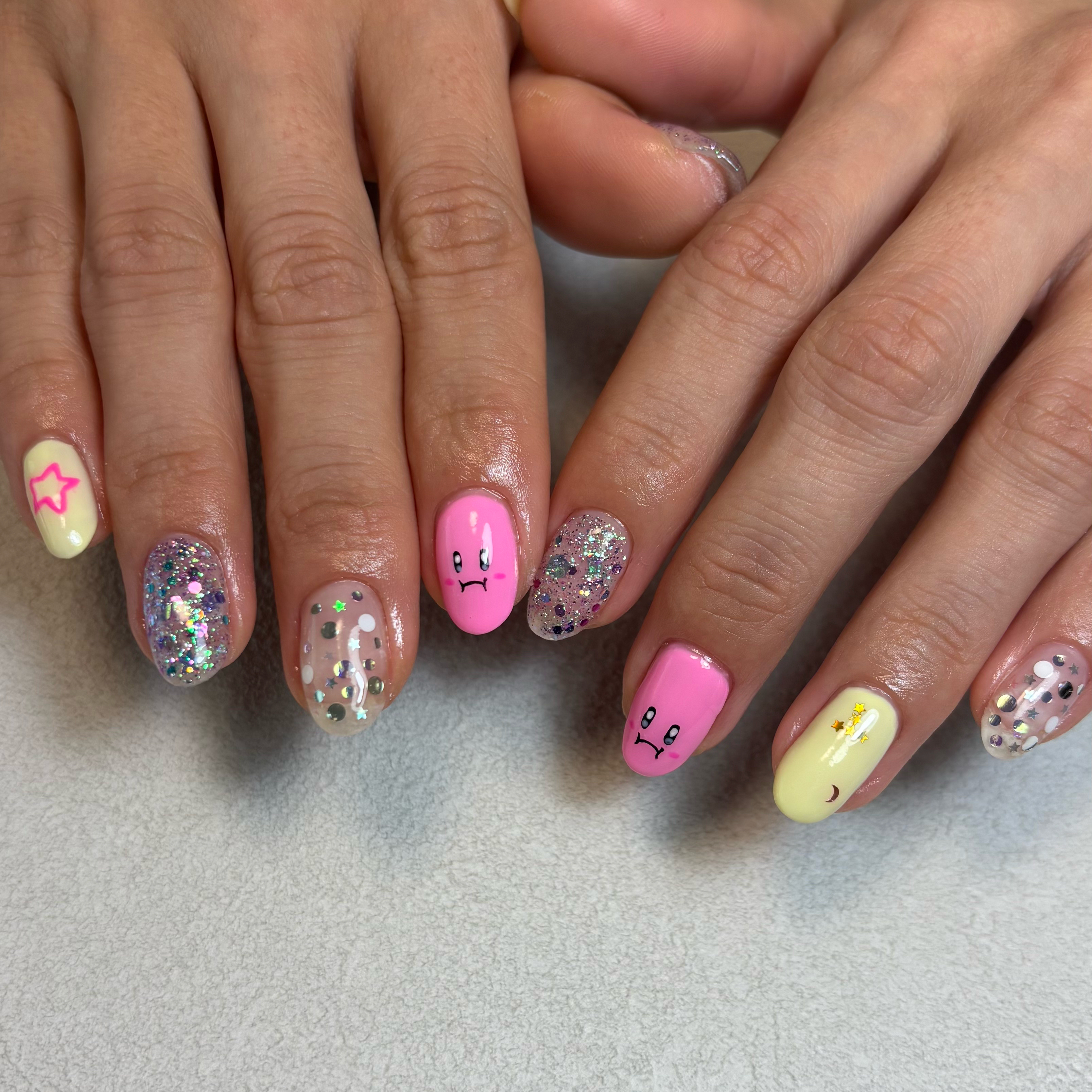 ave__nail