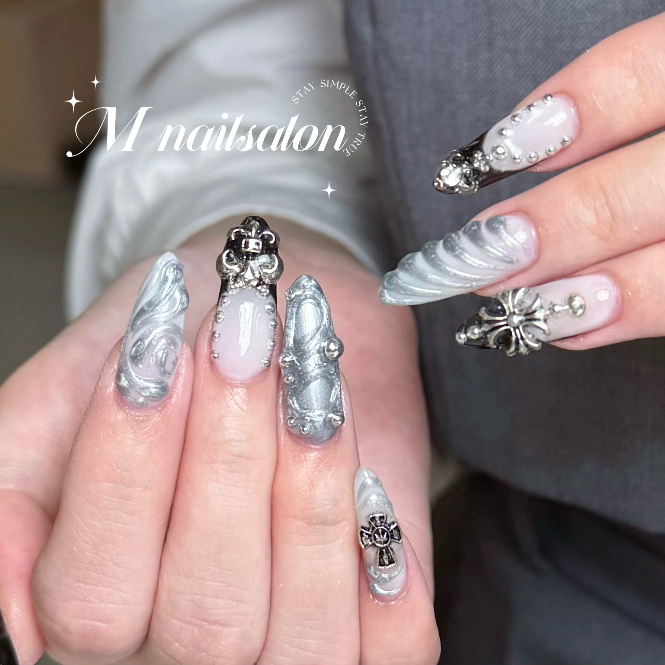 M_nails