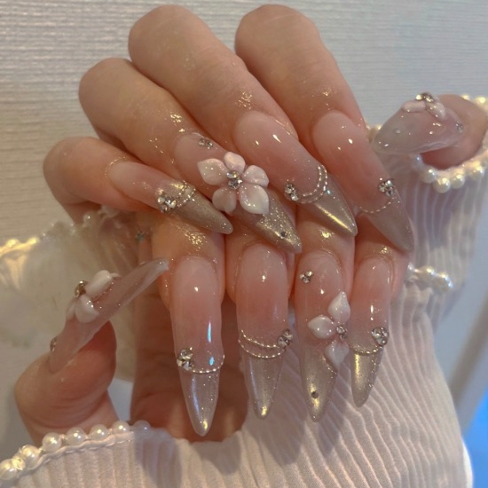 nail.ain