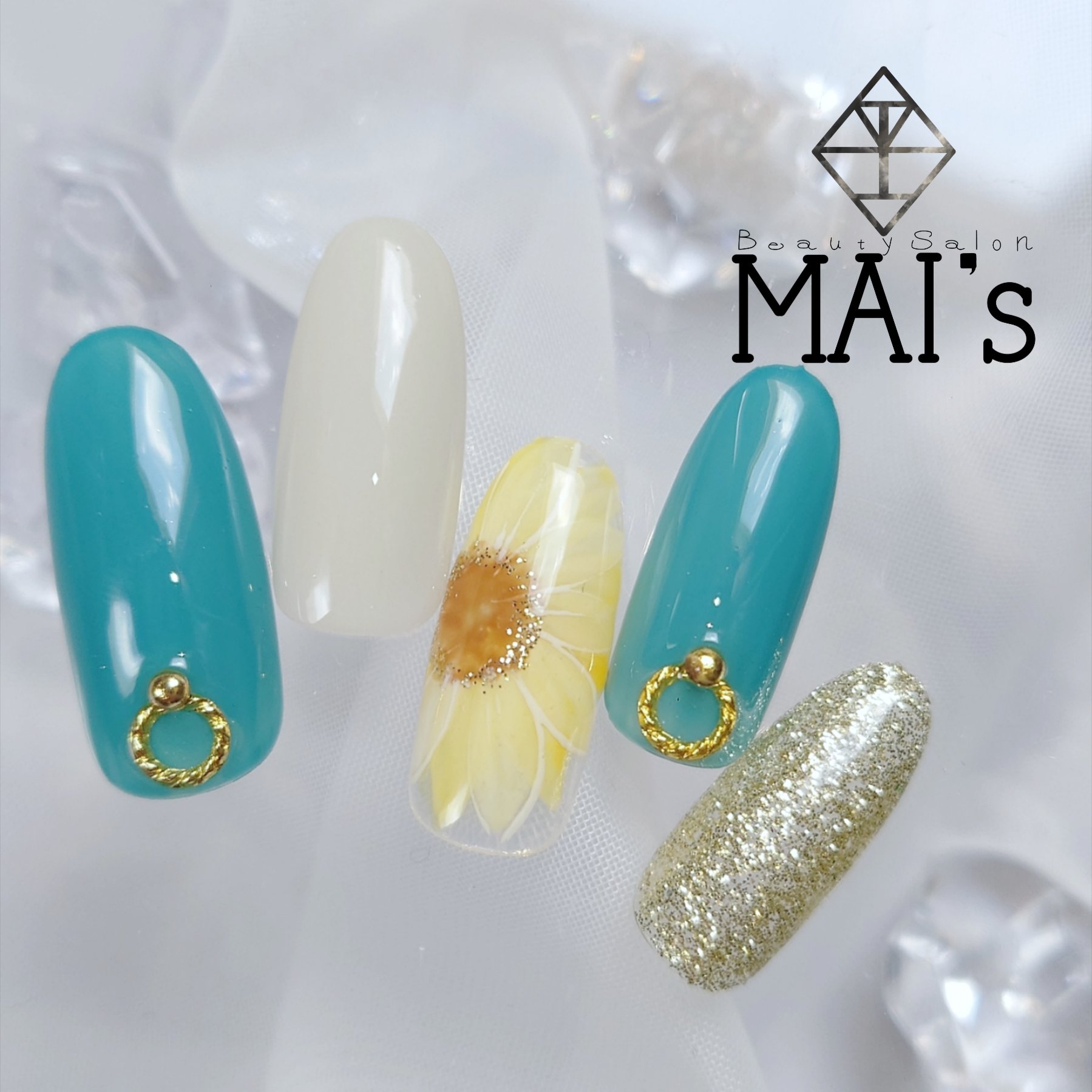 mais_nail.e