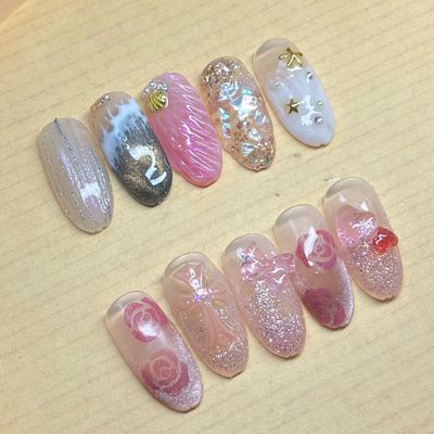 6 月
