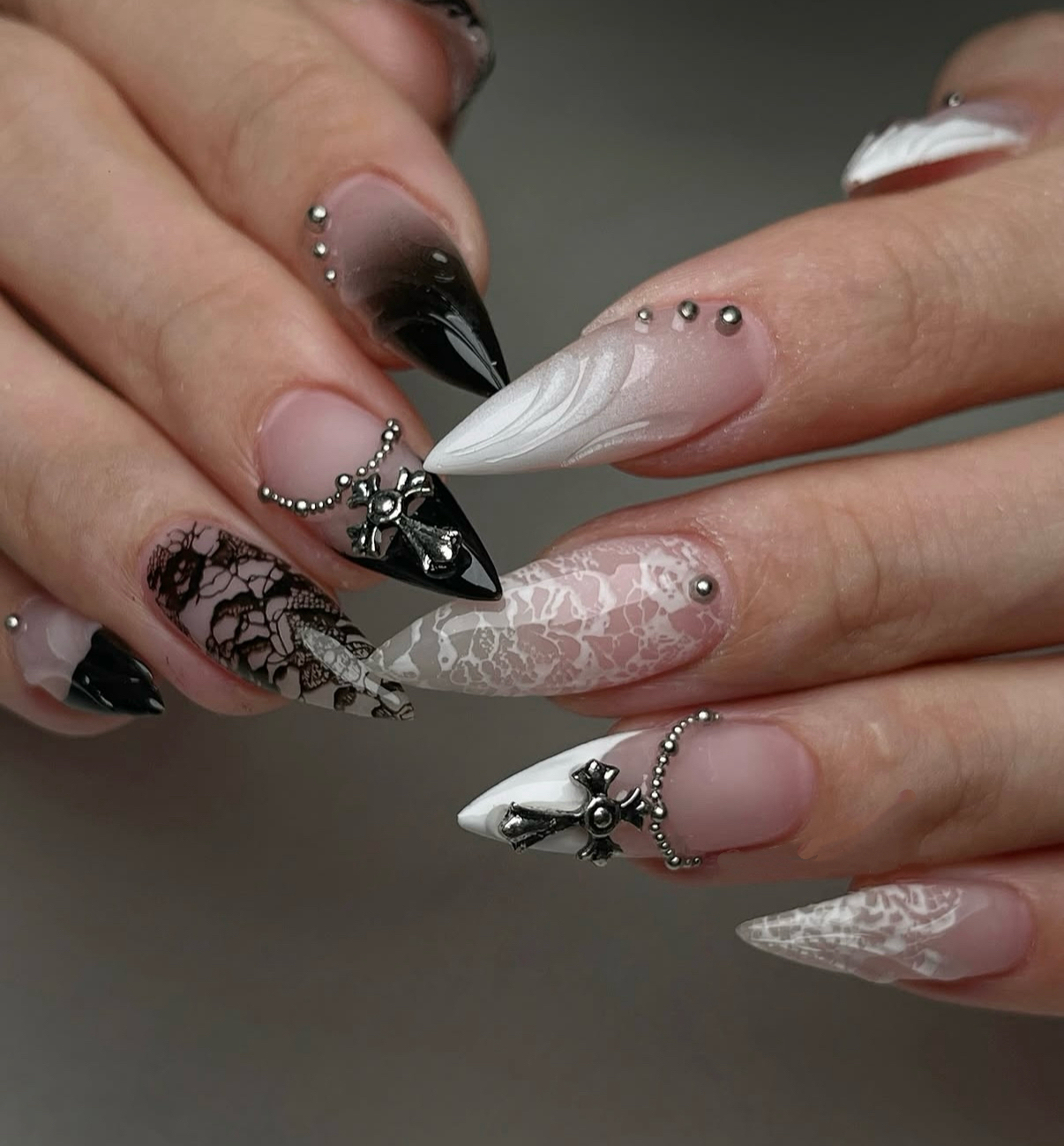 Julie_nail
