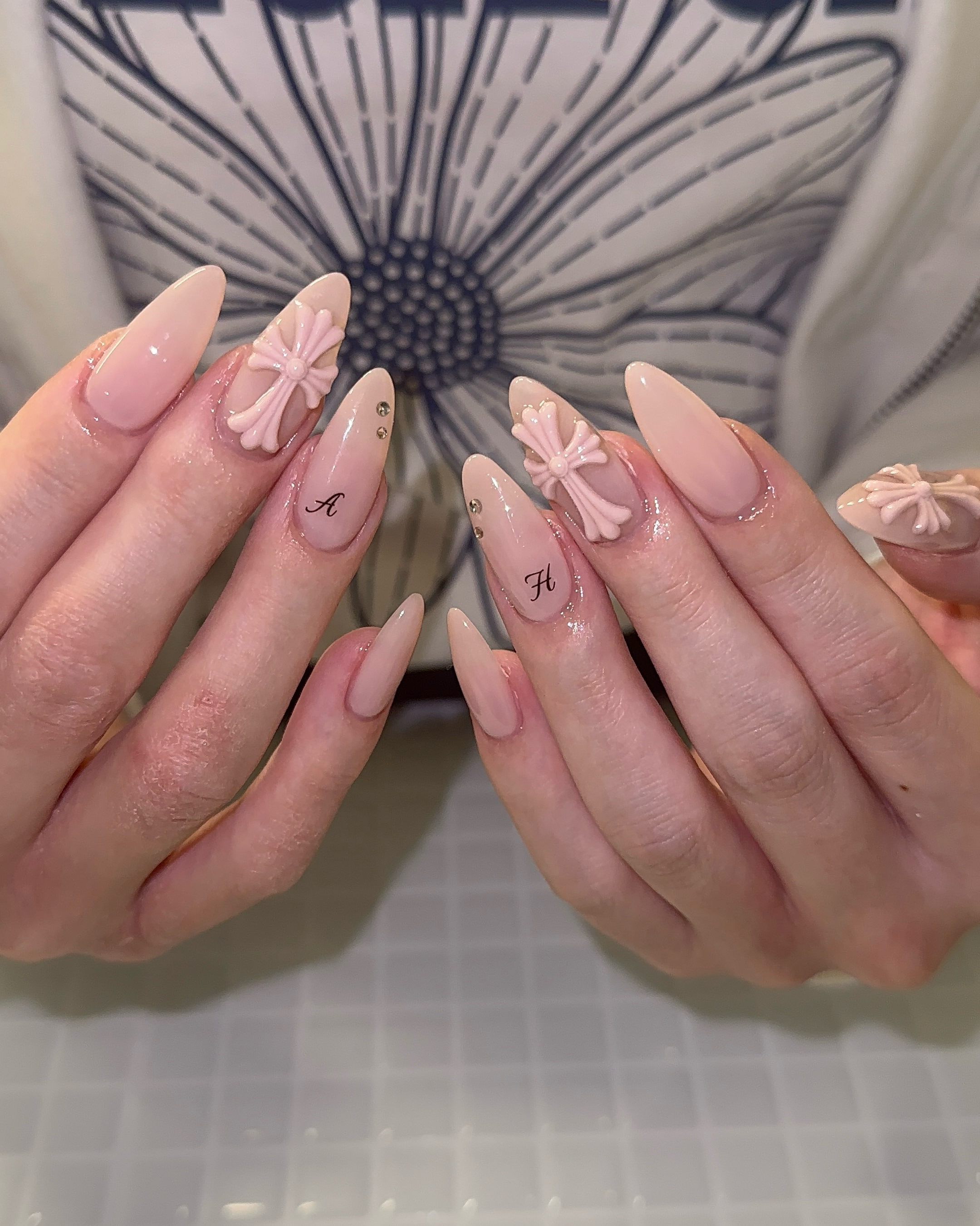 nail_hbk