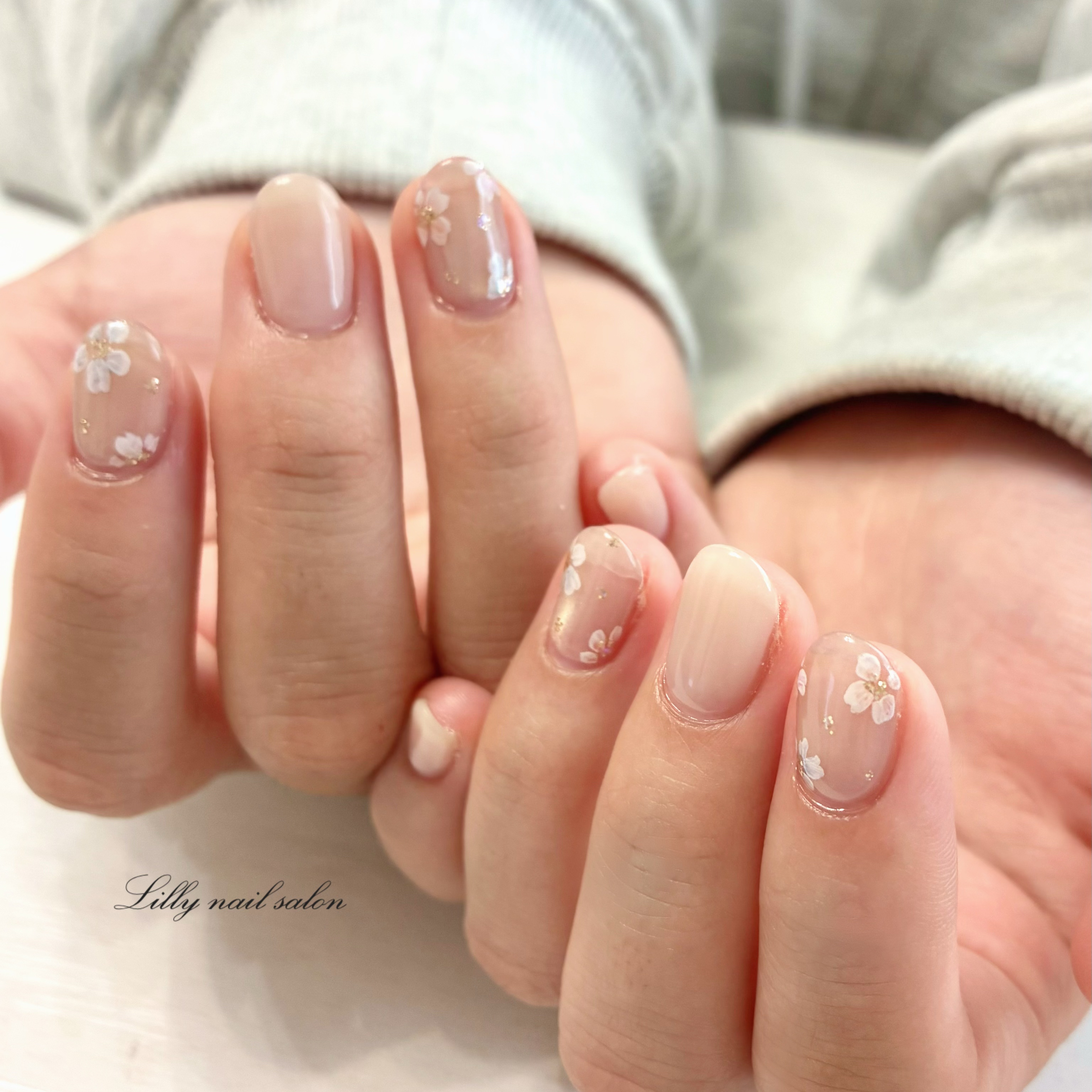 Lilly_nailsalon_Miku