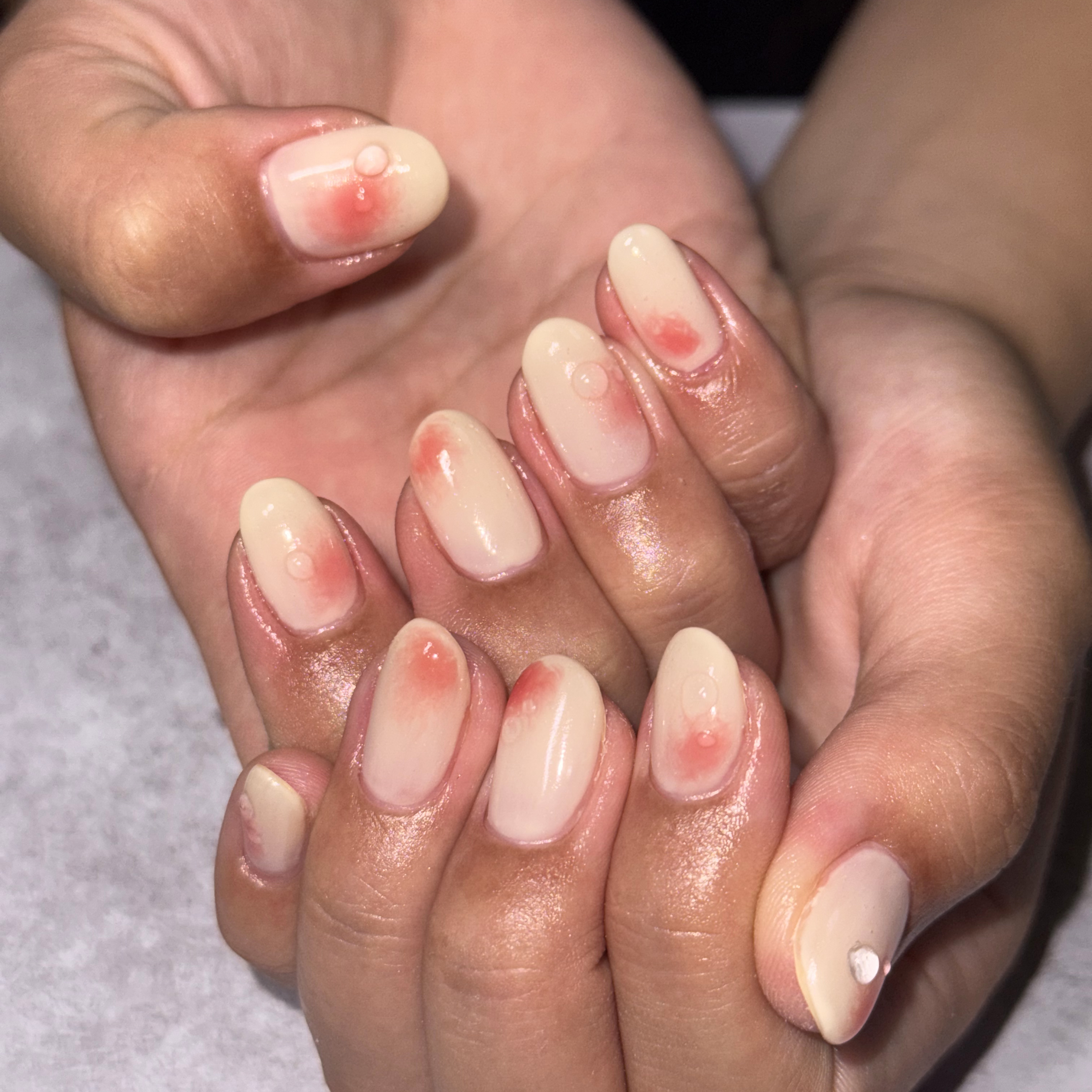 Rire.nail