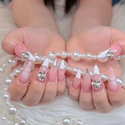 長さだし、10本アート(ストーン、パーツ付 け放題)