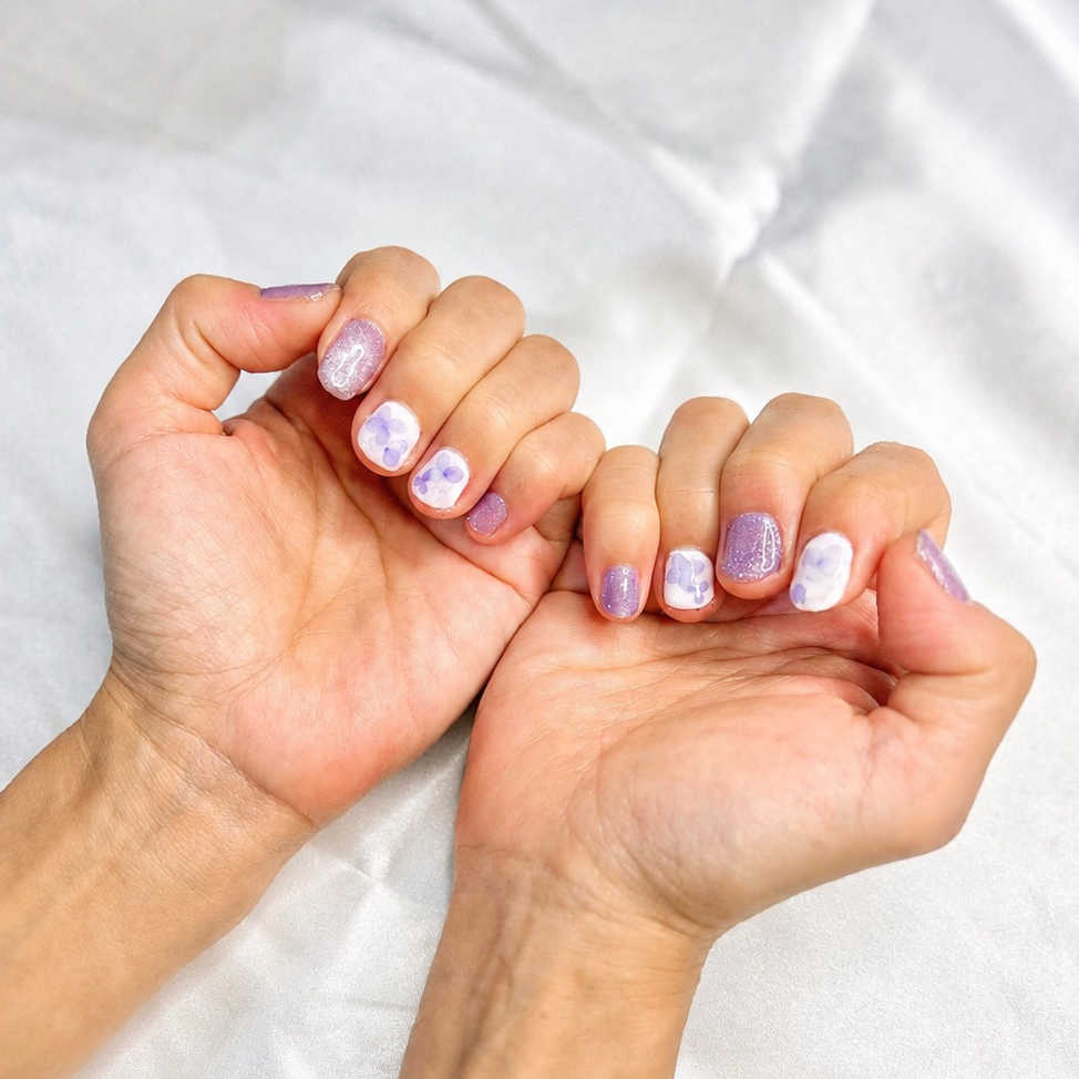 hollyballoon_nail