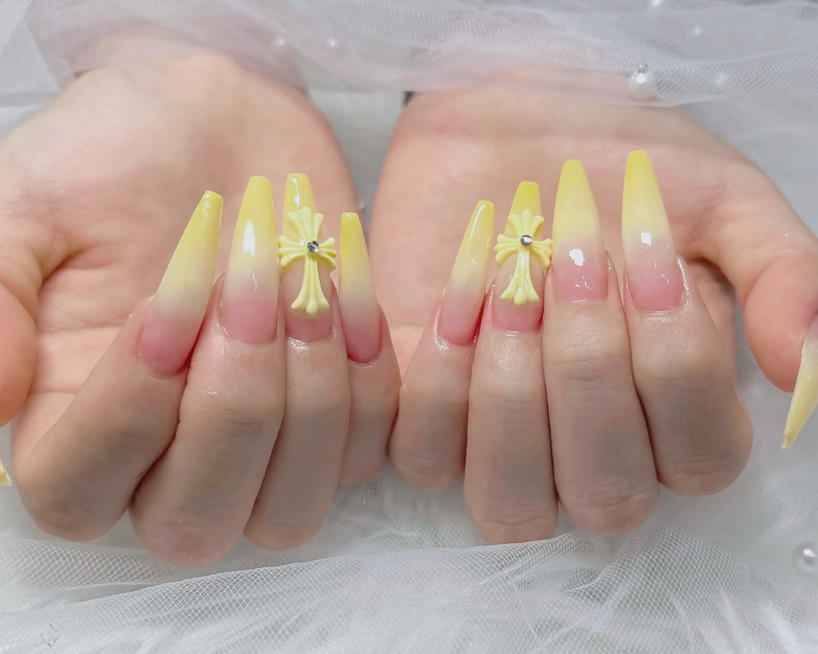 reina_88nail