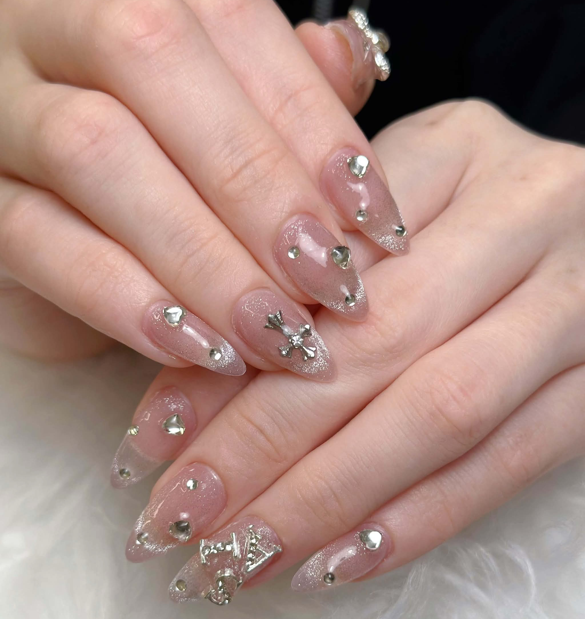 Nienail_mikachan