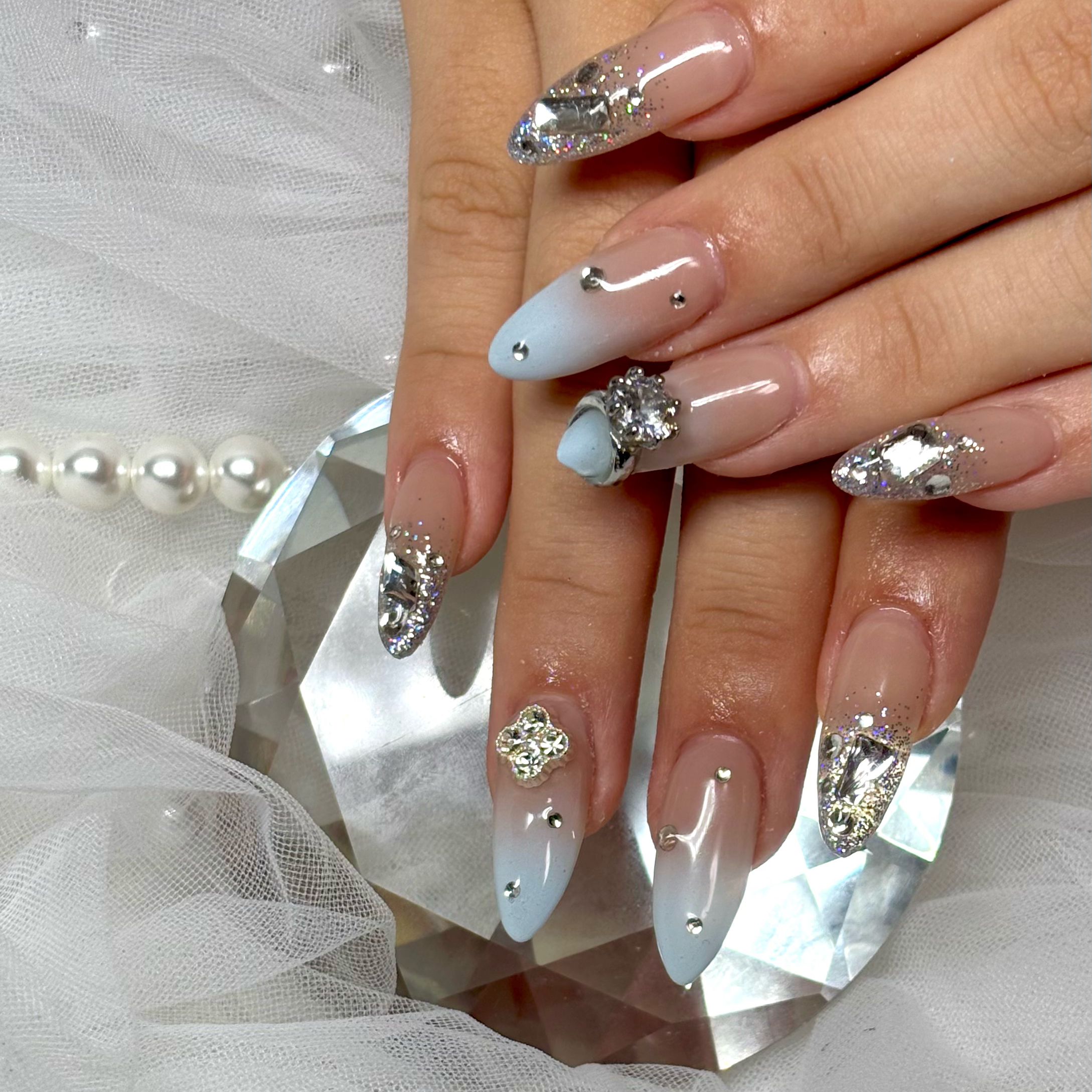 Lavi_nail
