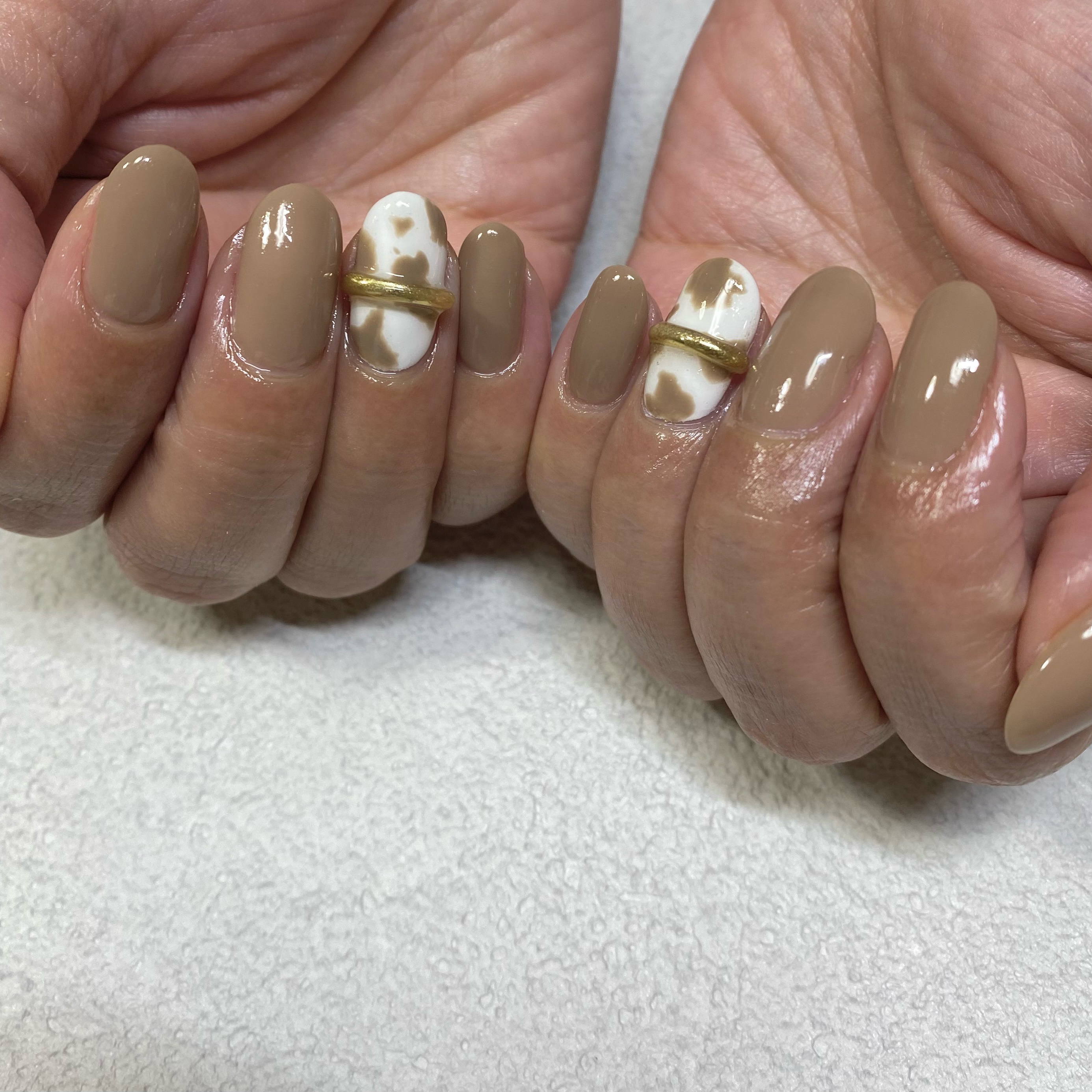 nail.salon.M.