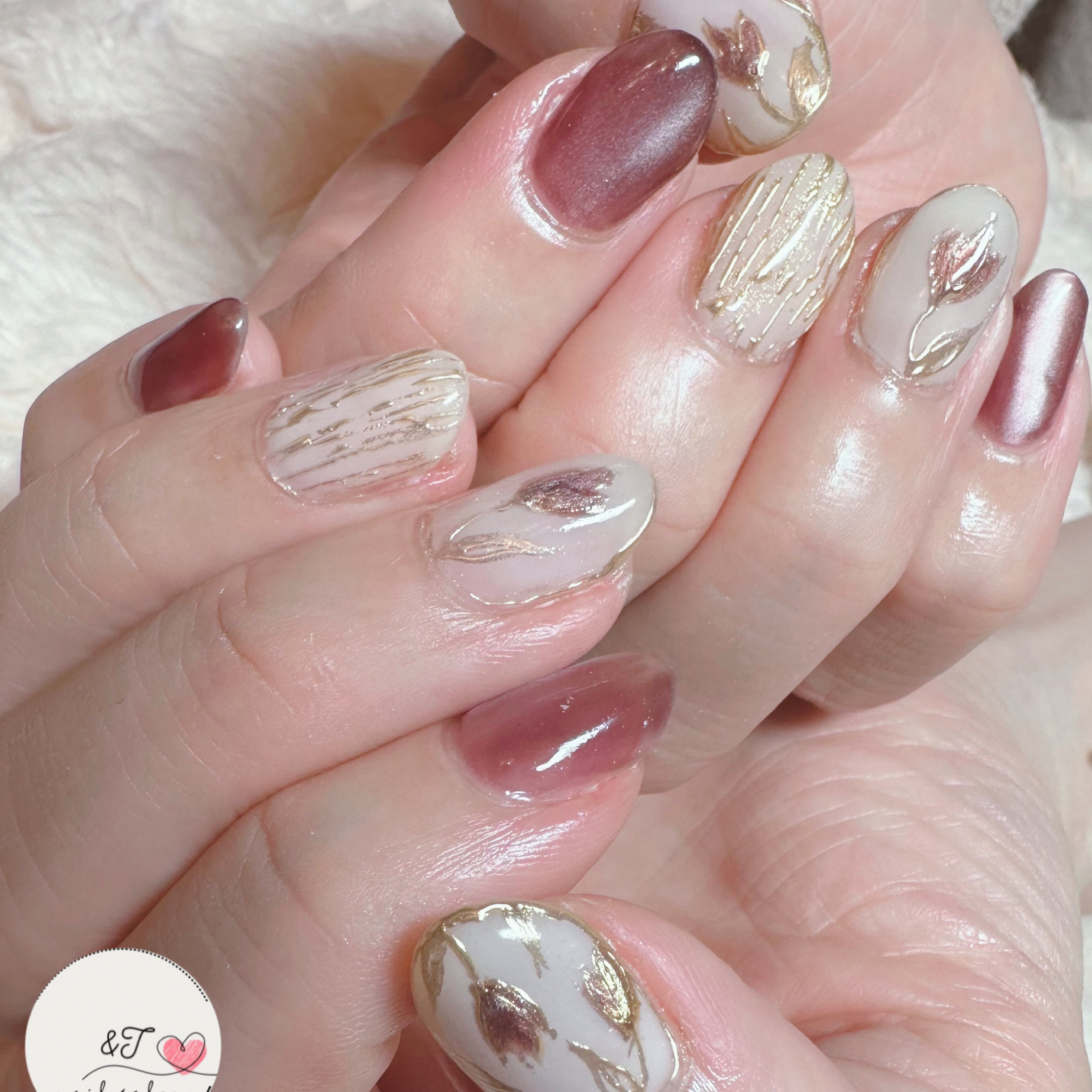 nail_salon_and_T