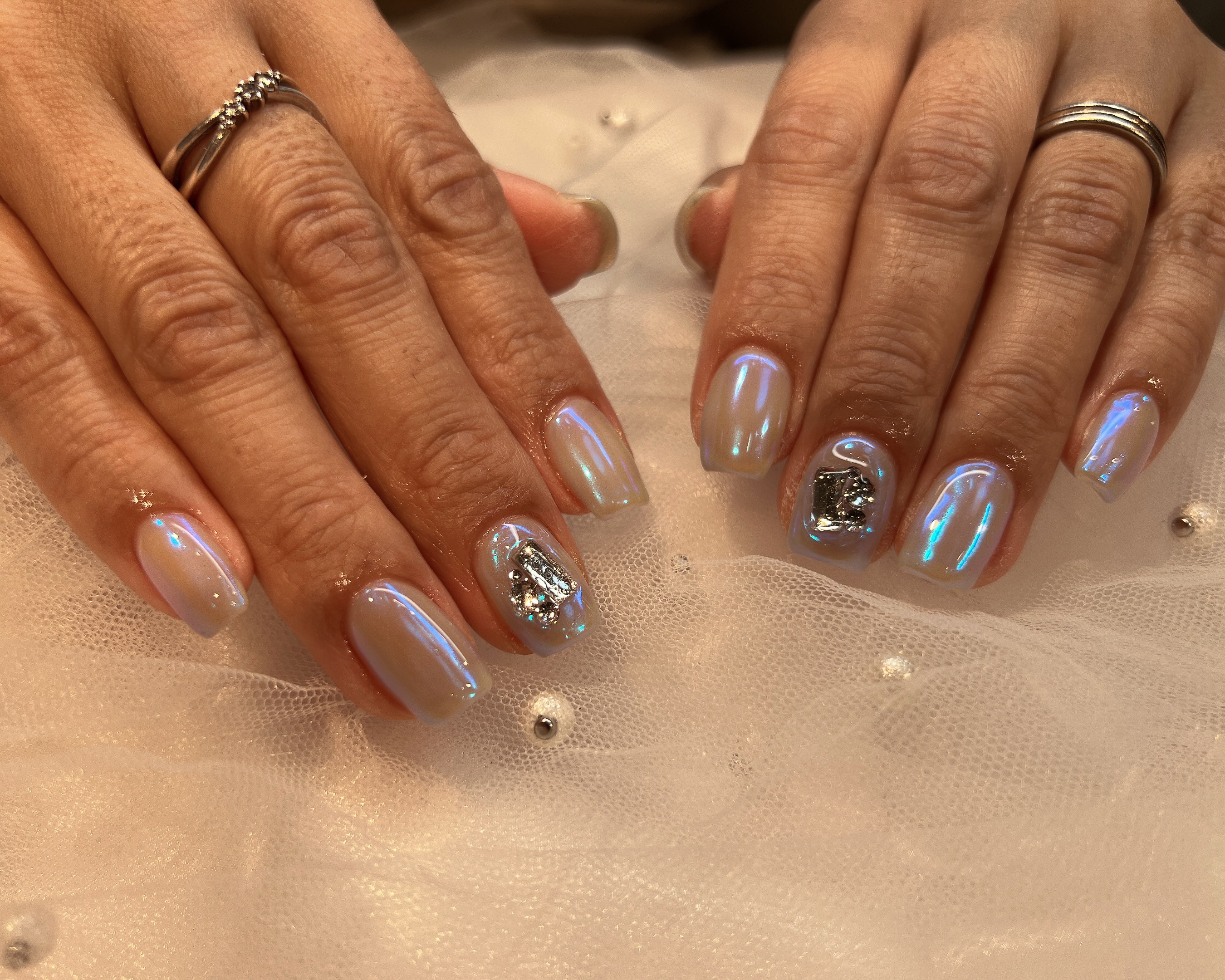 lavish_nail