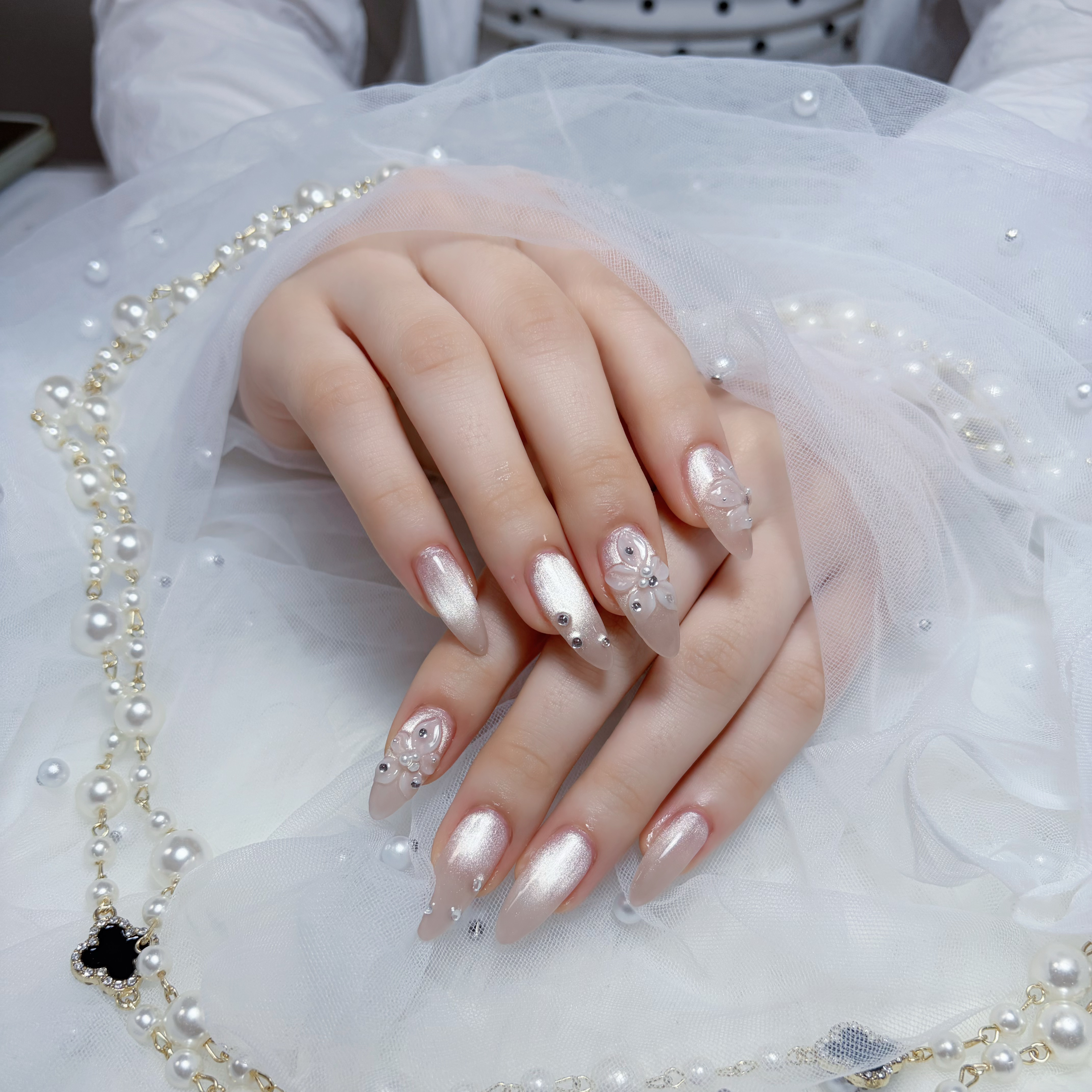 Huyn_Nail_