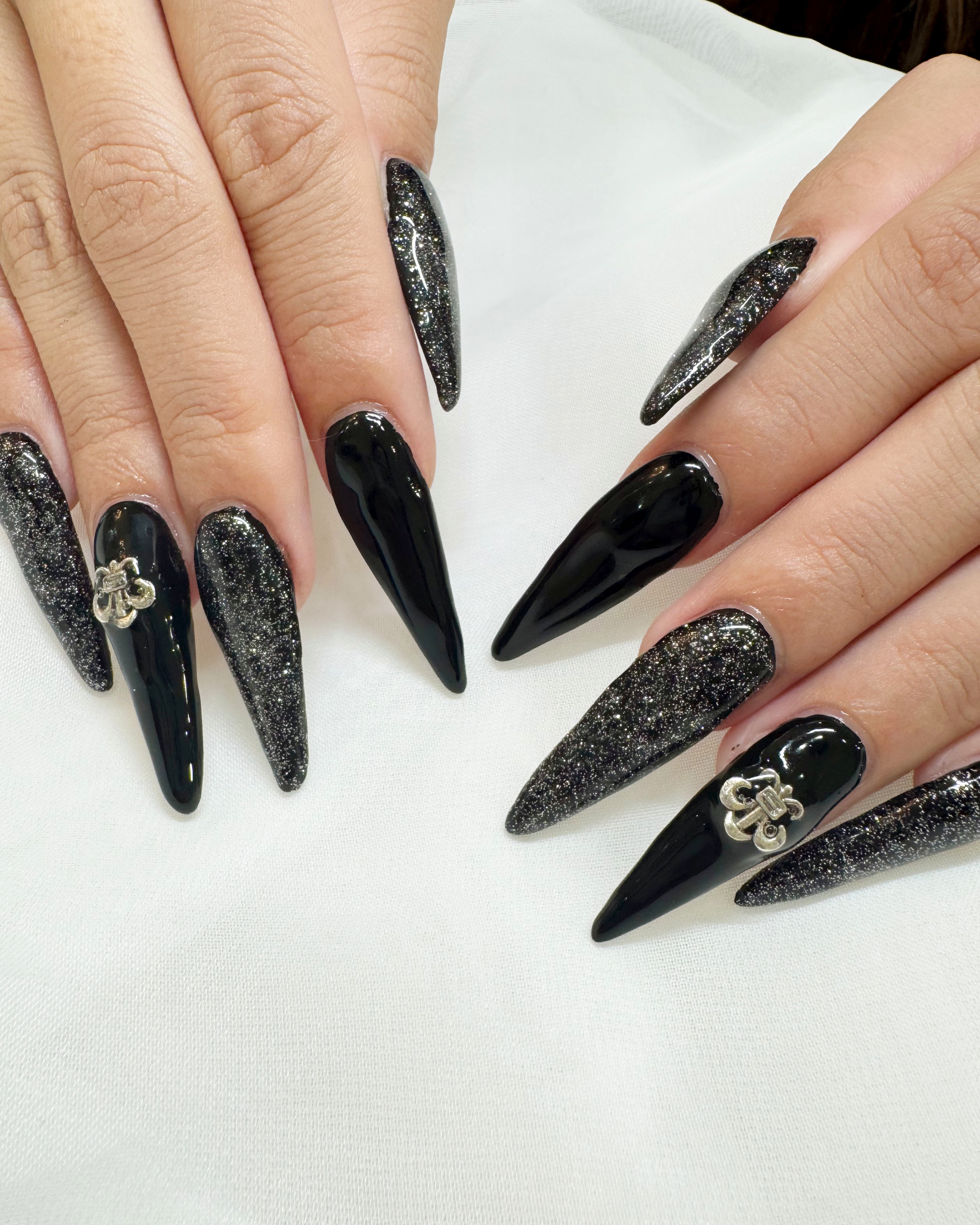 glam_nail