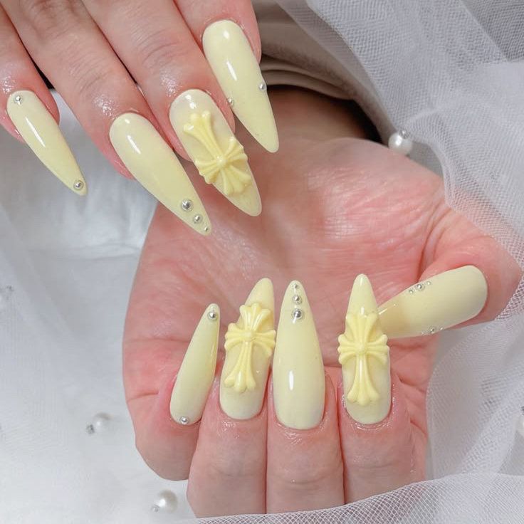 Diamond Nail Studio