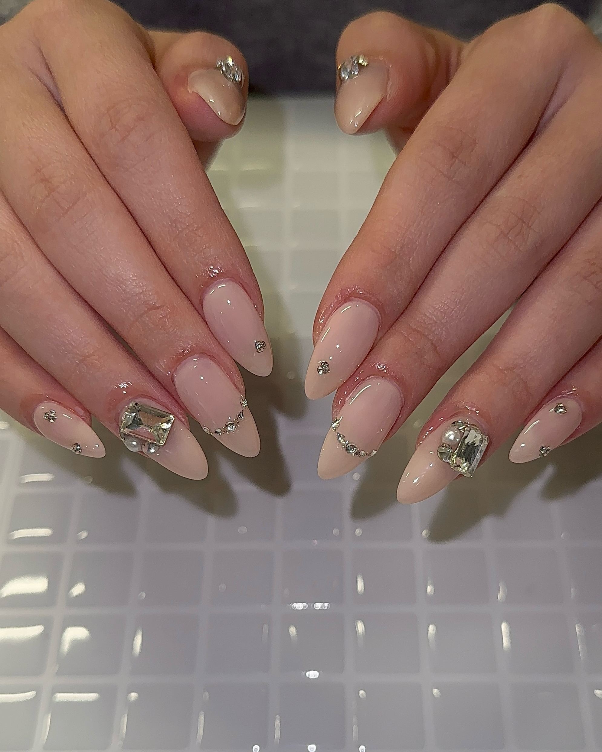 nail_hbk