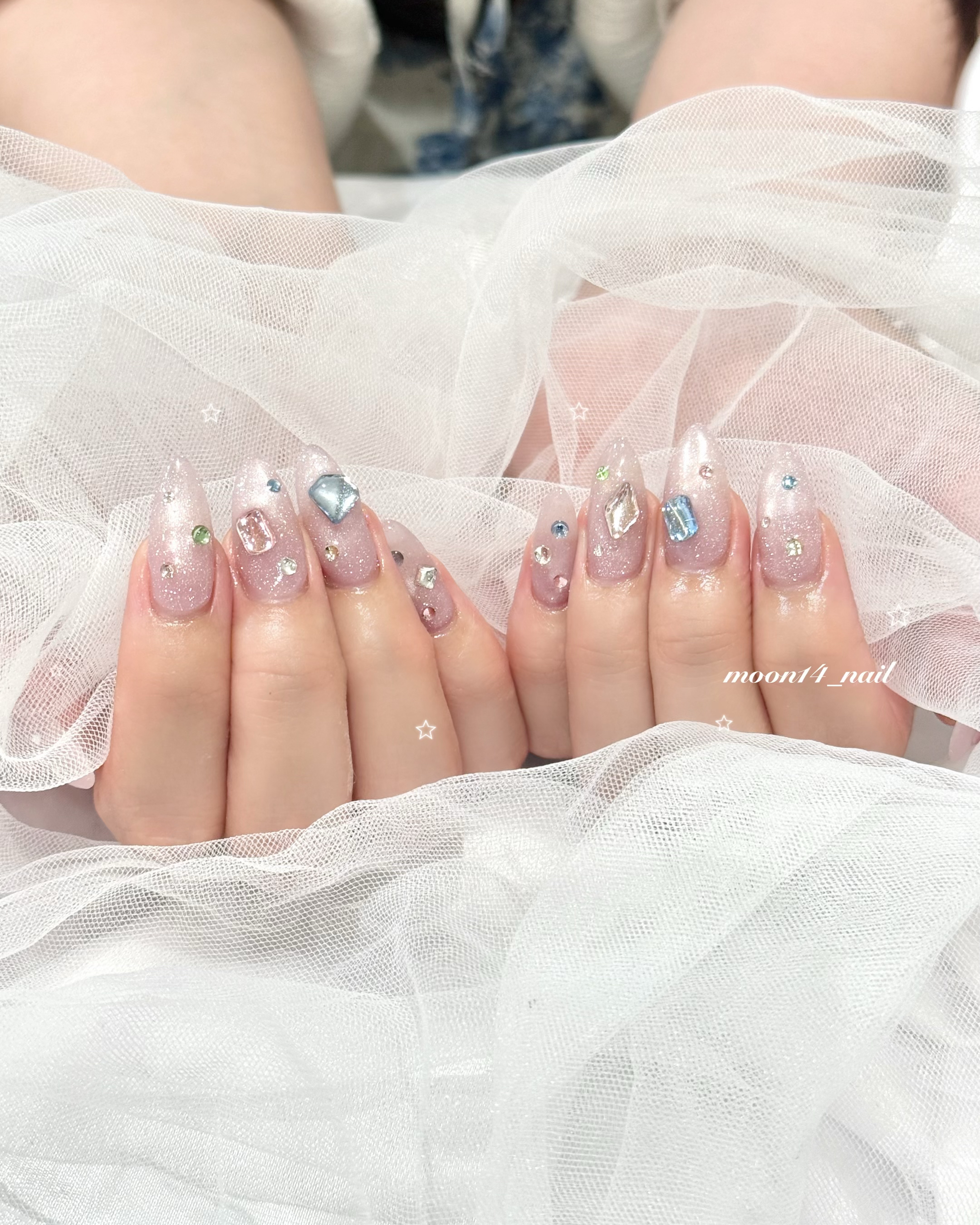 moon14_nail