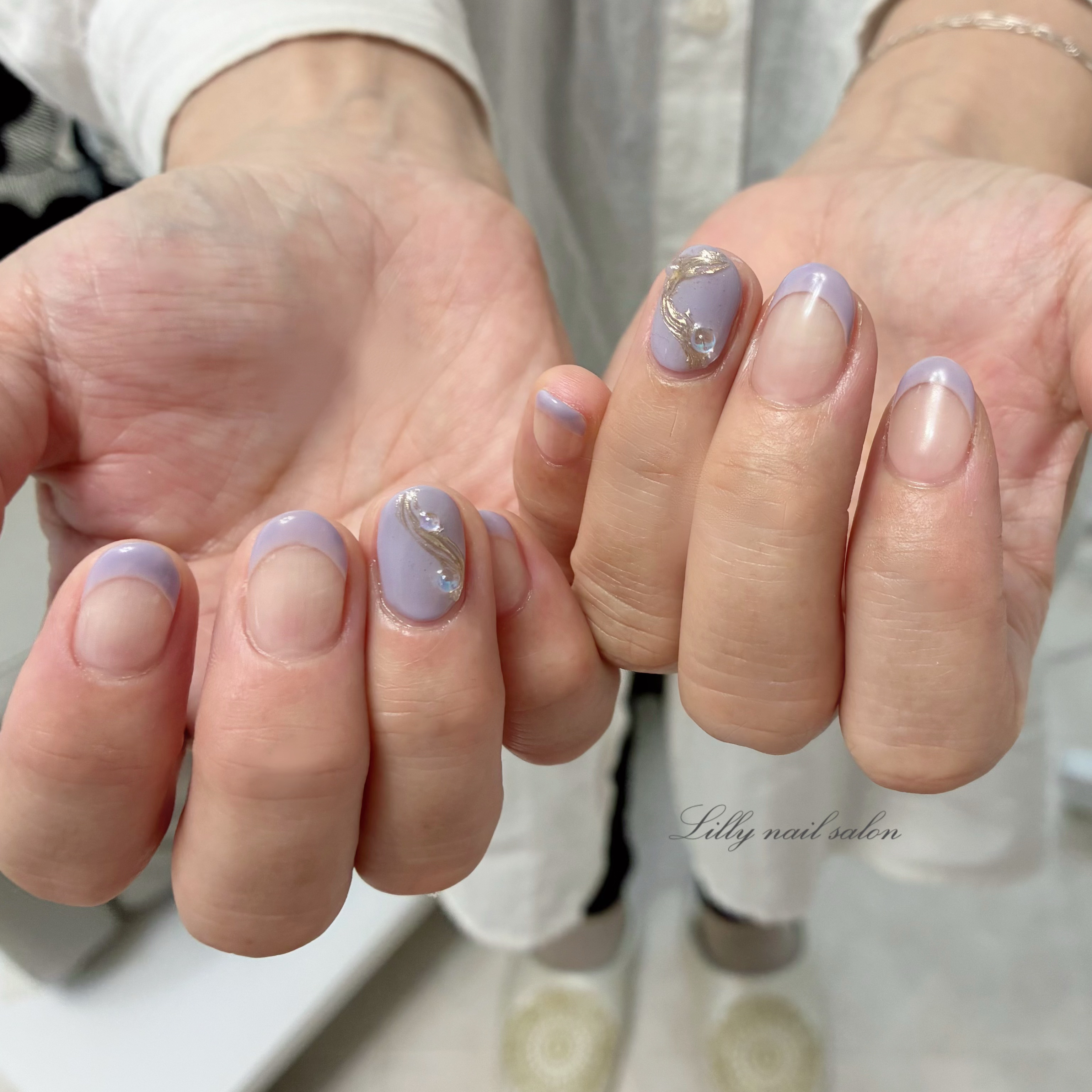 Lilly_nailsalon_Miku